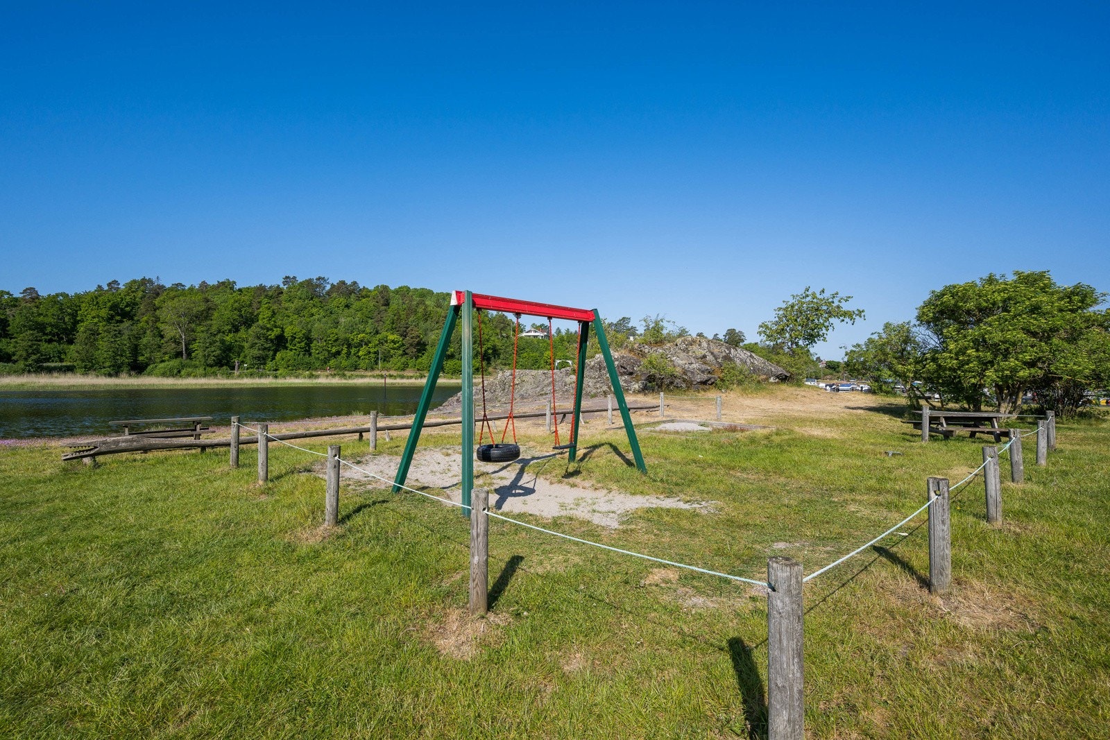 Lekeplass på Løvøya. Galleribilde