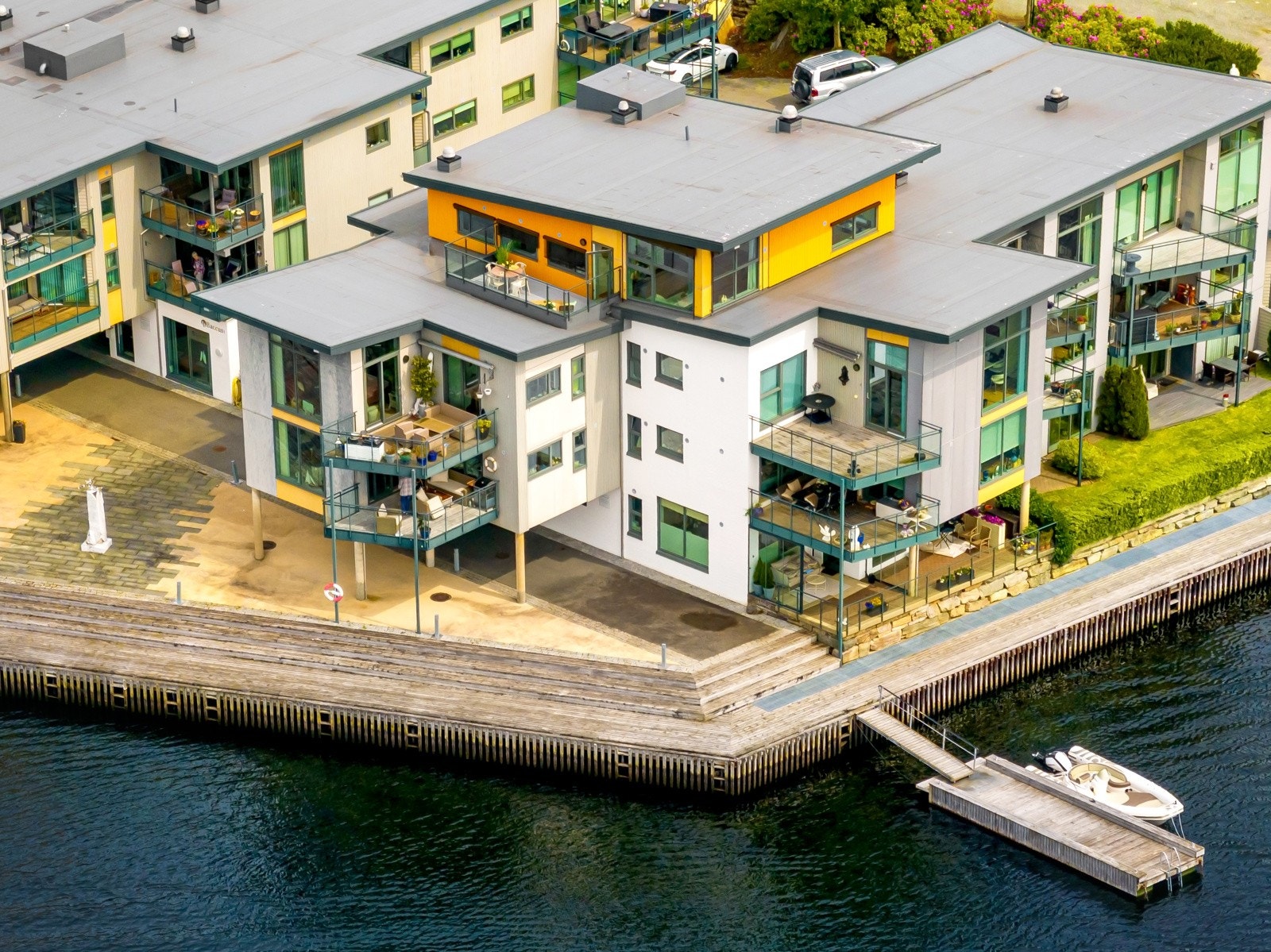 Det er heis opp til rett utenfor døren. Galleribilde