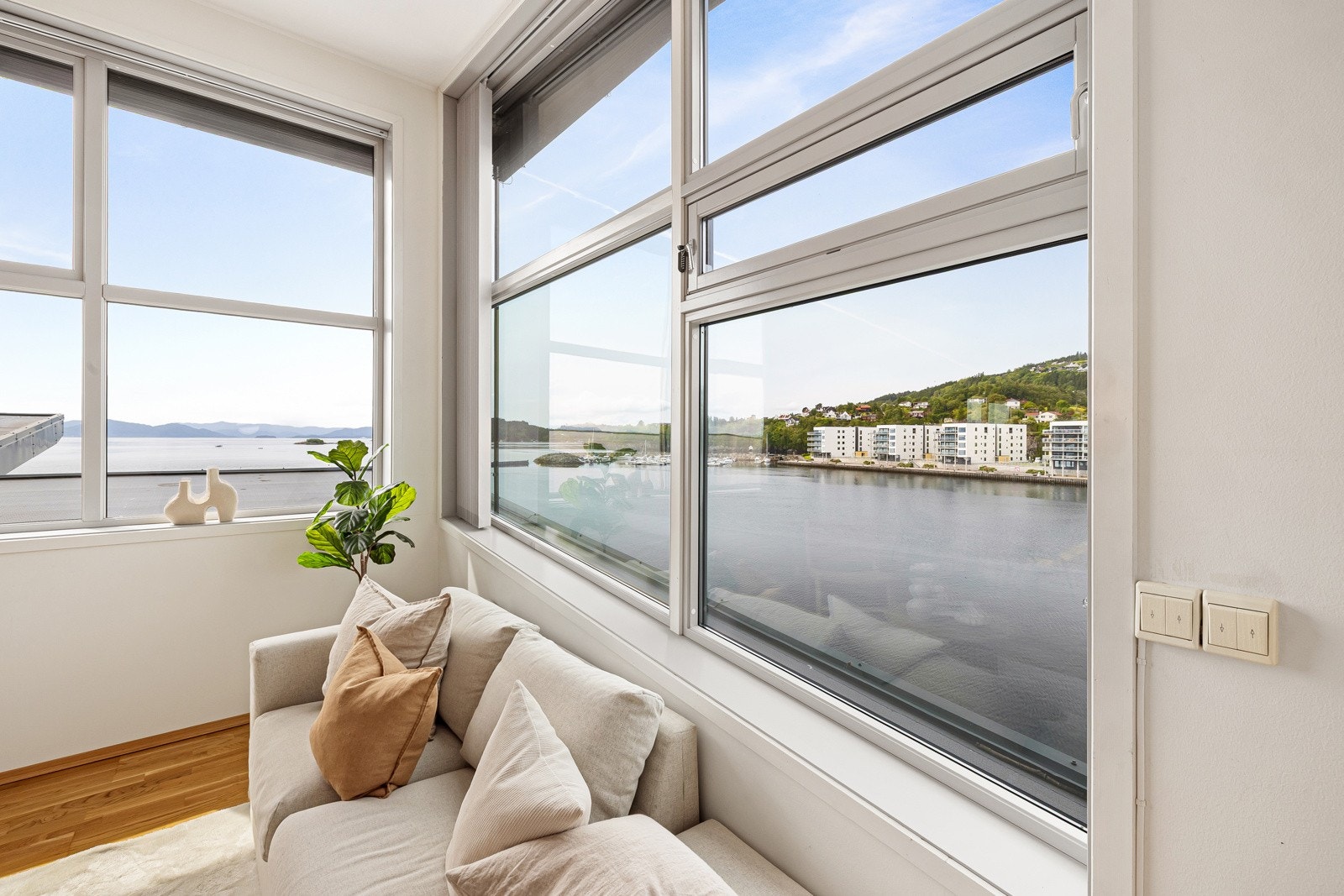 Her kan man følge med på hva som skjer i havnen. Galleribilde