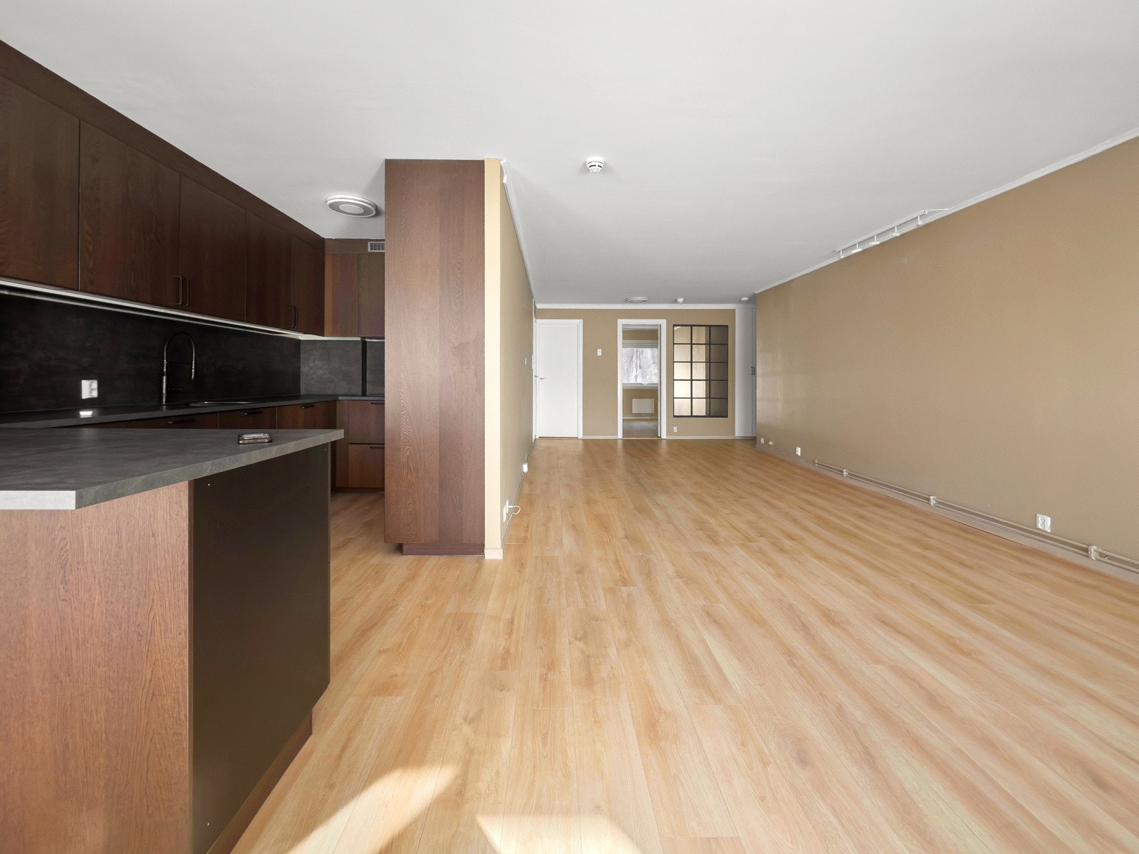 Leiligheten ligger i populære Solåsblokka. Galleribilde