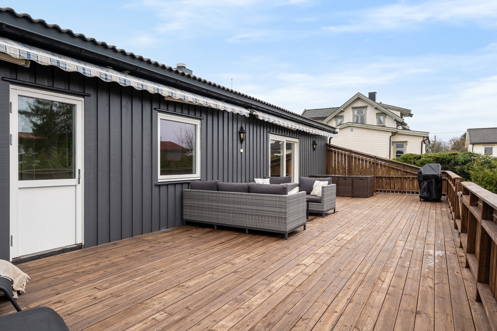 Flott og stor terrasse på hele 62 kvm Galleribilde