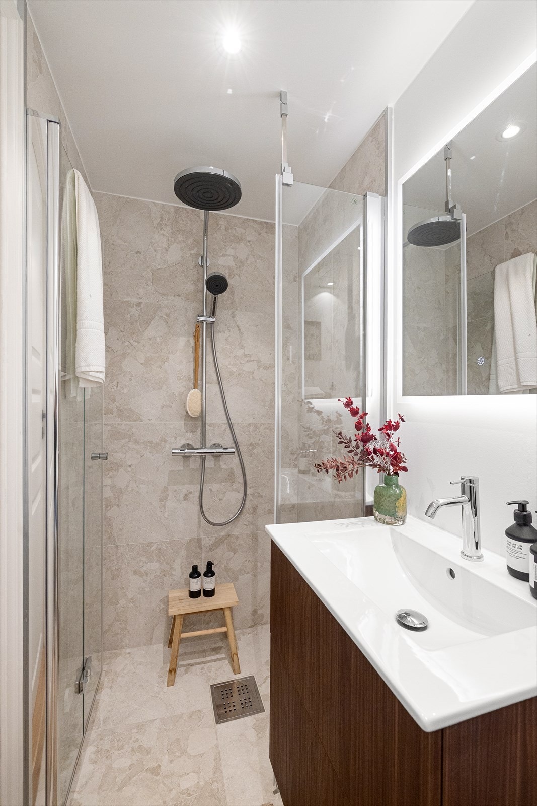 Det er varmekabler i gulv. Galleribilde