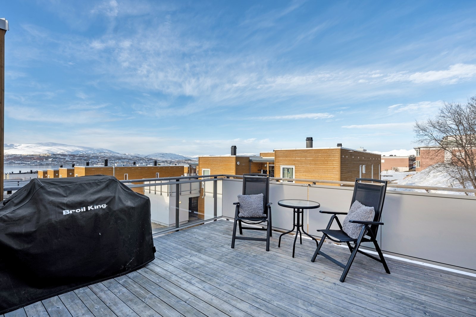 Her kan både venner og familien samles for å grille eller nyte de fantastiske solforholdene Galleribilde