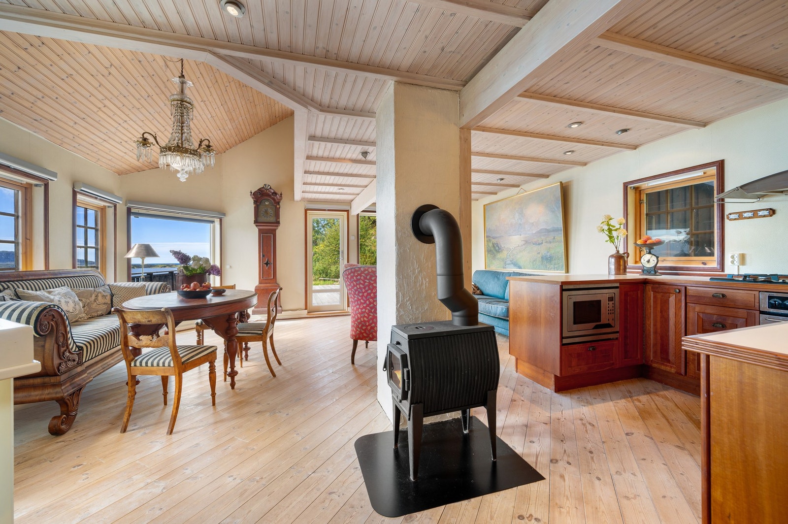 Ildsted gir lun og god varme. Galleribilde