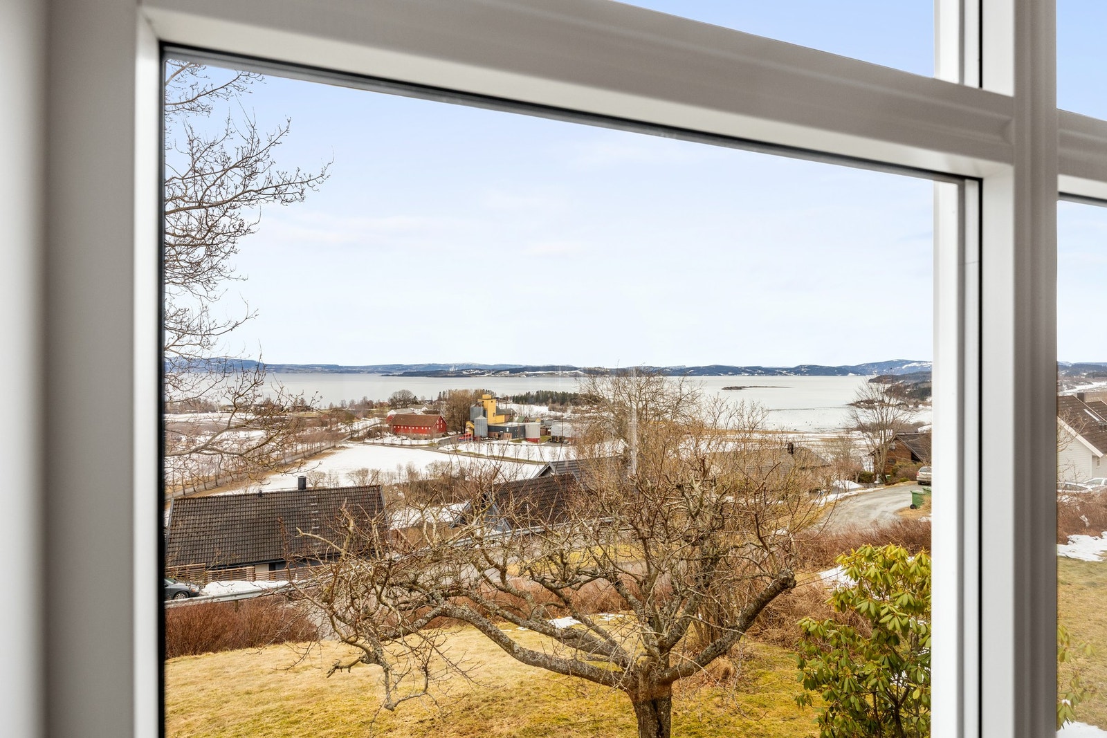 Nydelig utsikt til fjorden! Galleribilde