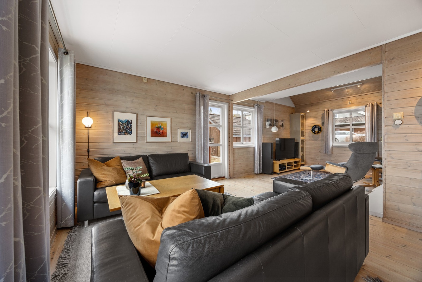 Stuen har mange møbleringsmuligheter! Galleribilde