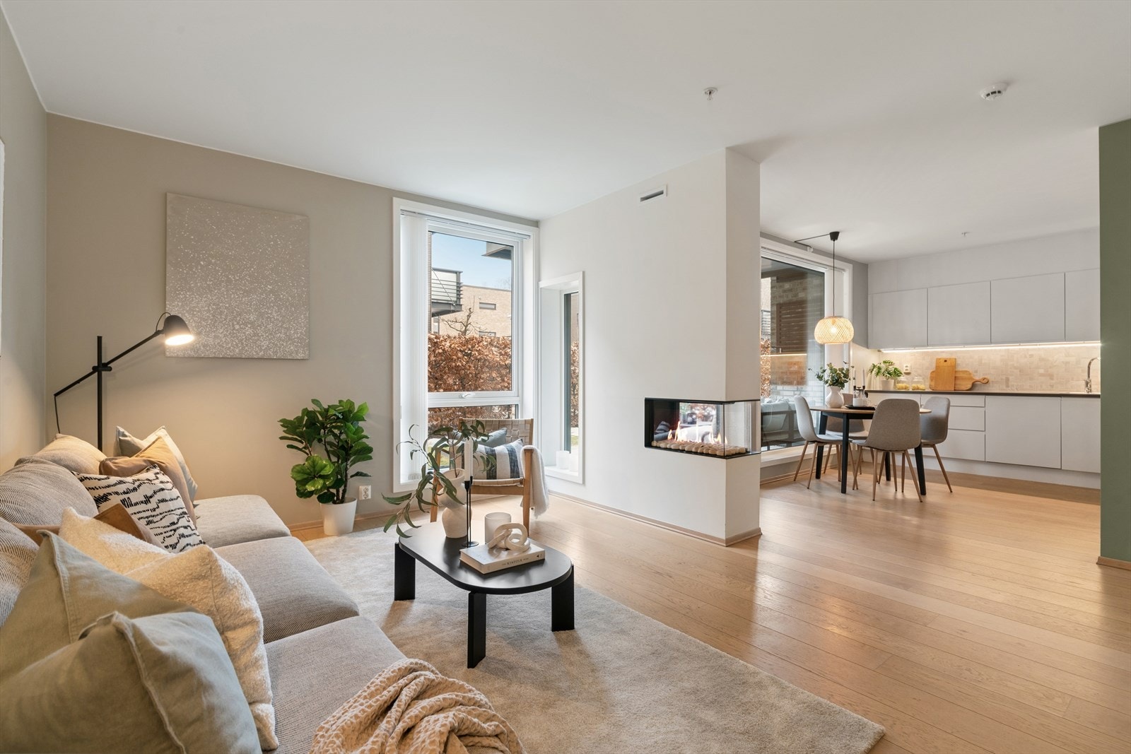 Store vinduer gir gode lysforhold Galleribilde