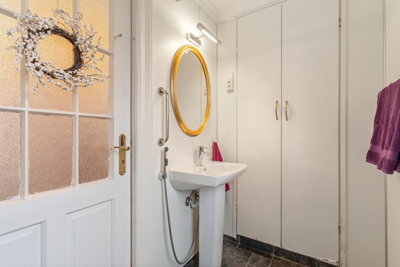 Toalettrom, 1. etg. Galleribilde