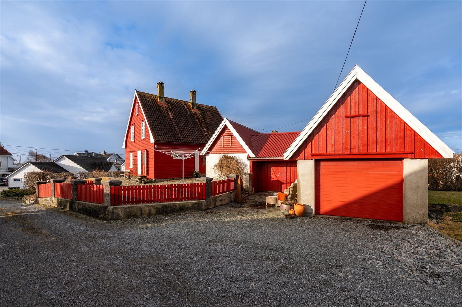 Eiendommen har anneks/garasje Galleribilde