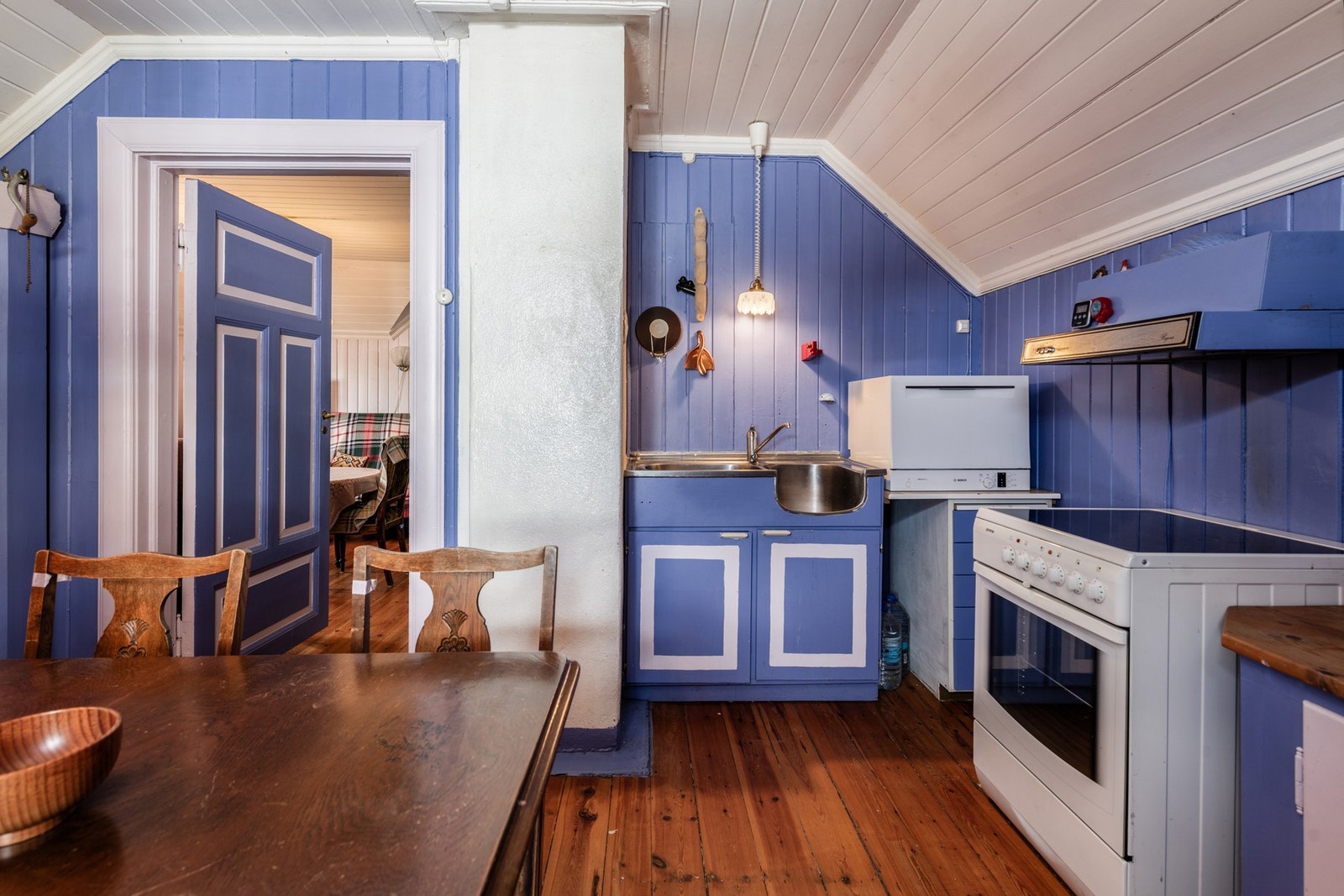 LEILIGHET 3: Kjøkken Galleribilde