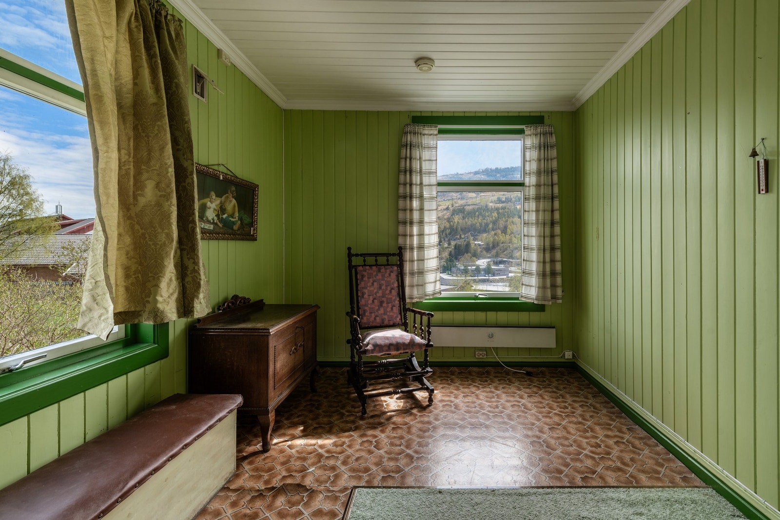 LEILIGHET 2: Soverom IV. Galleribilde