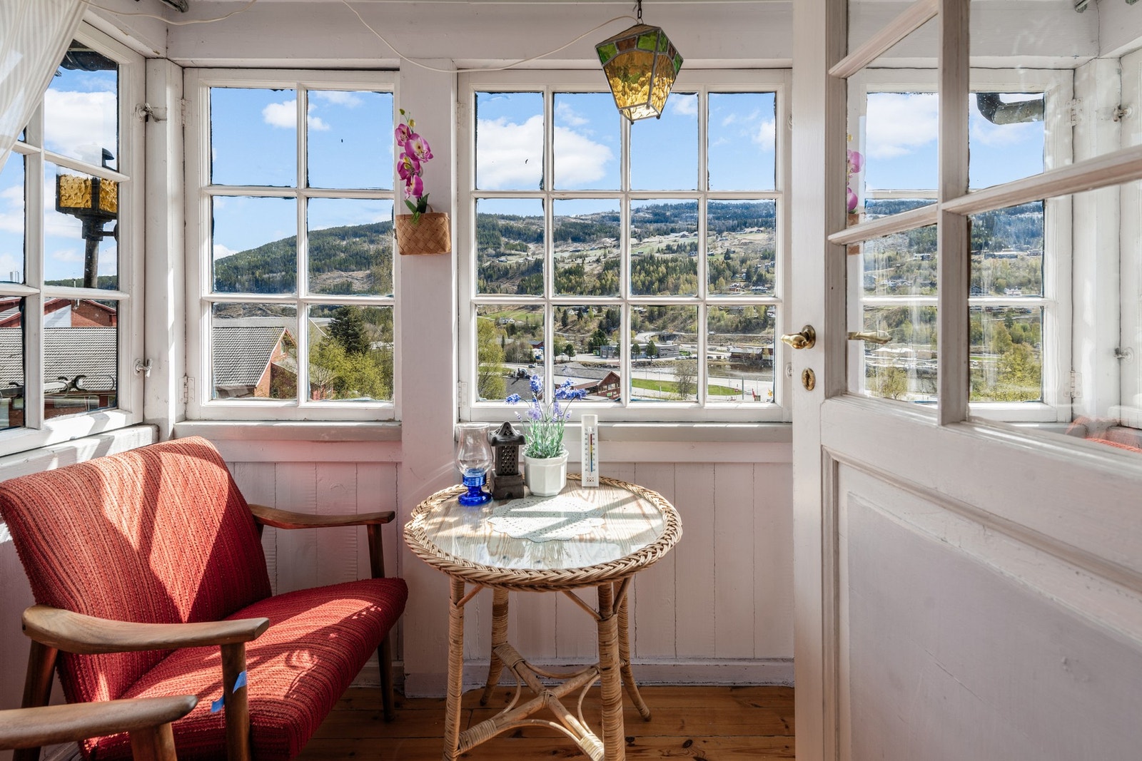 LEILIGHET 3: Vinterhage Galleribilde