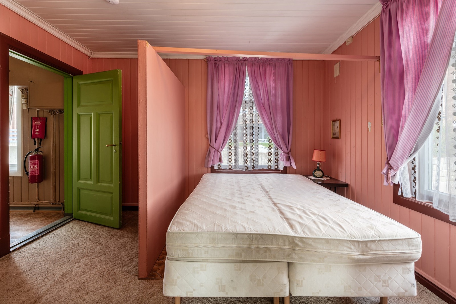 LEILIGHET 2: Soverom III. Galleribilde