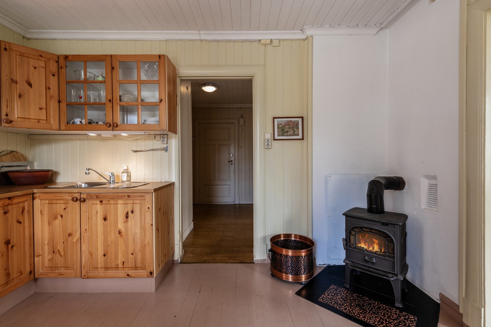 LEILIGHET 2: Kjøkken Galleribilde