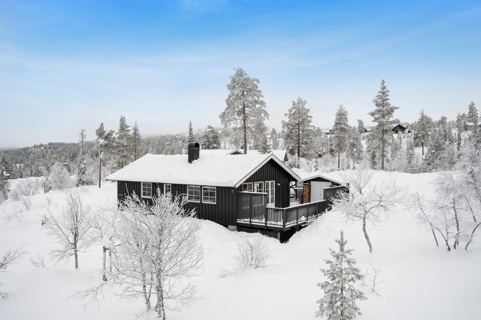 Her får du en hytte med en privat og usjenert beliggenhet. Galleribilde