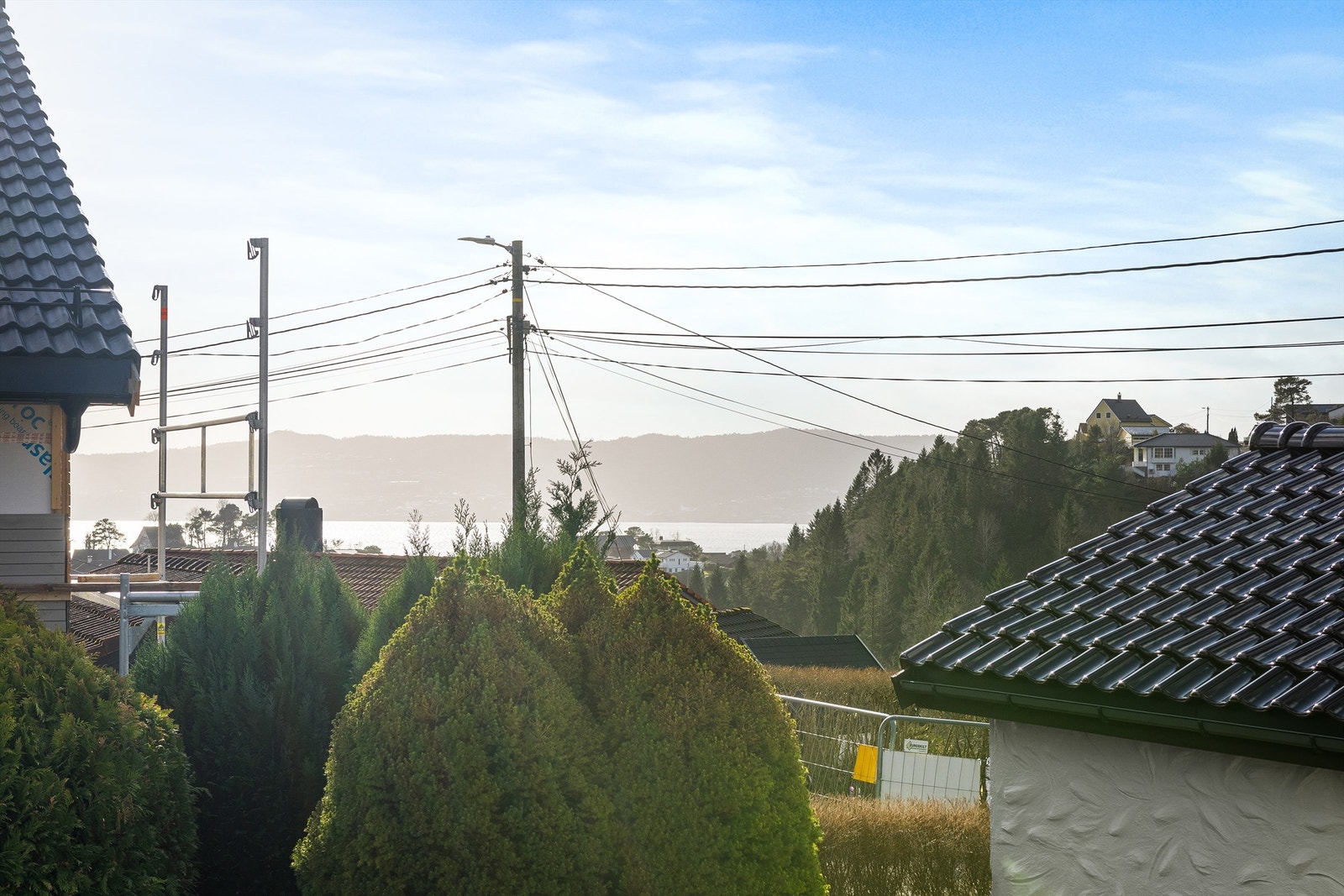 Utsikt mot Byfjorden og Askøy. Galleribilde