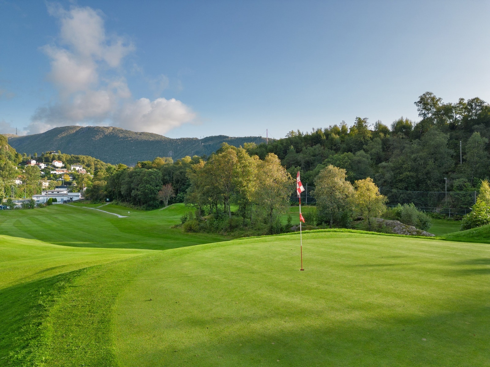 Golfbanen på Åstveit Galleribilde