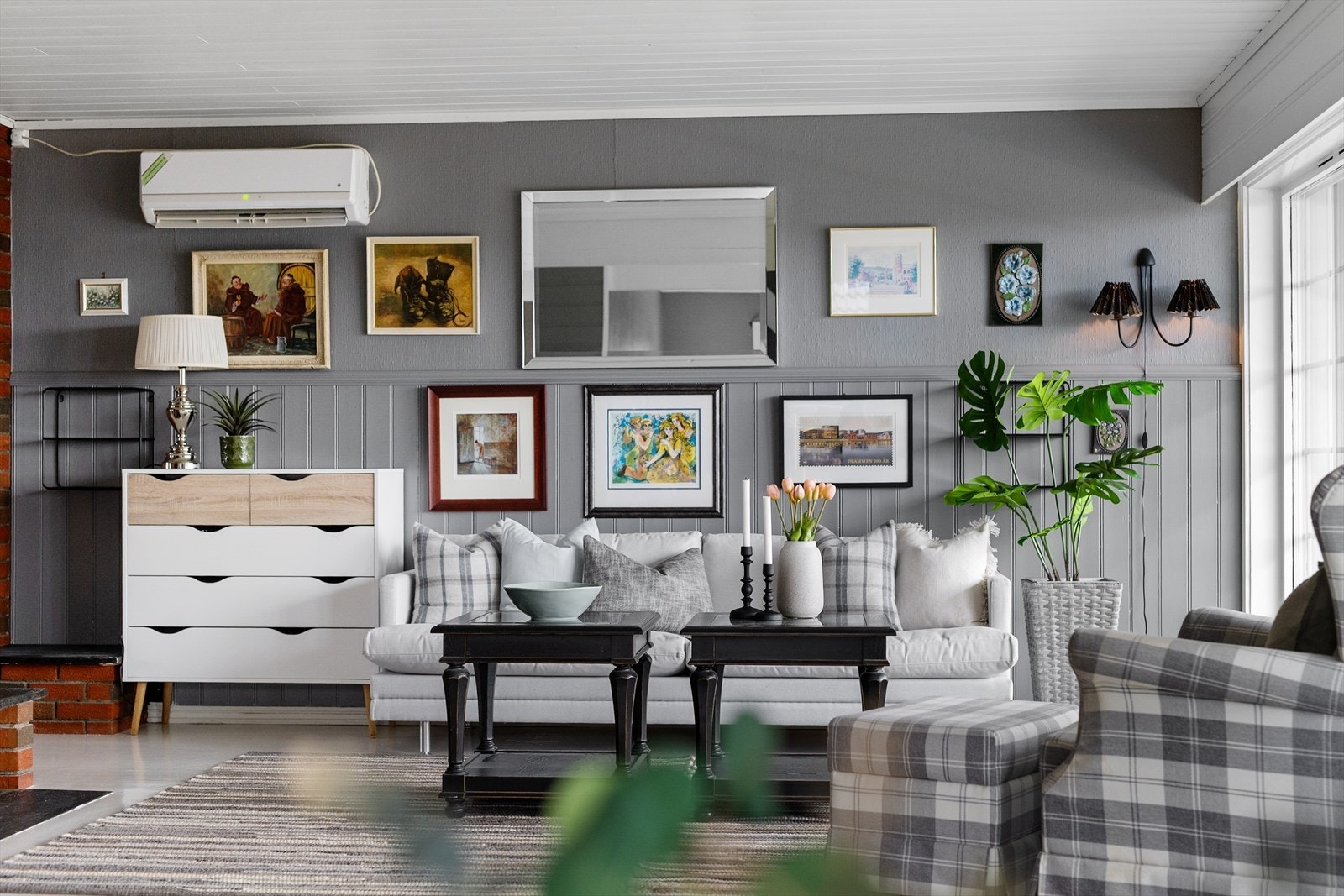 Det er i tillegg montert varmepumpe for varmesupplement. Galleribilde