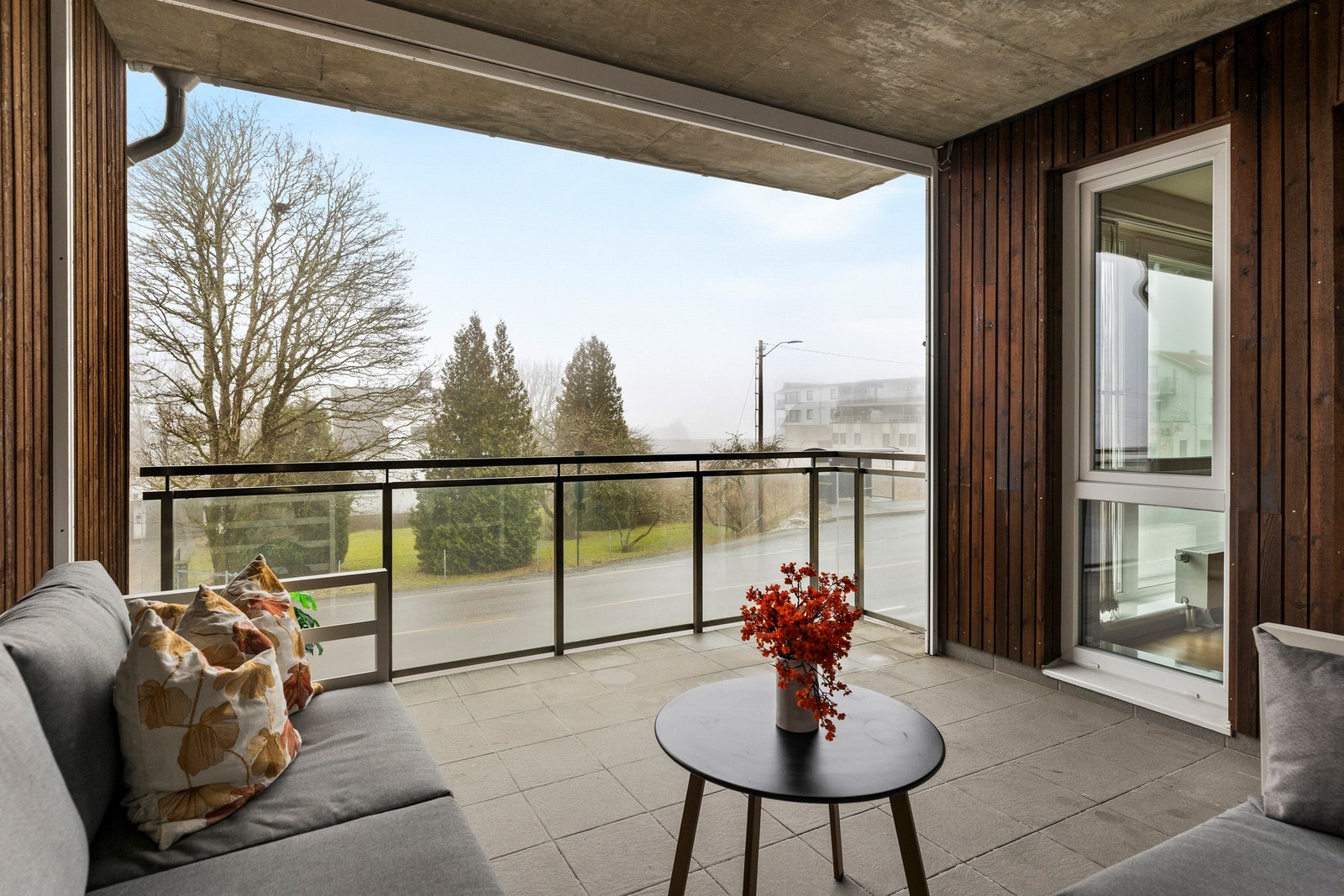 Leiligheten ligger i byggets 1. etasje og har en funksjonell planløsning Galleribilde