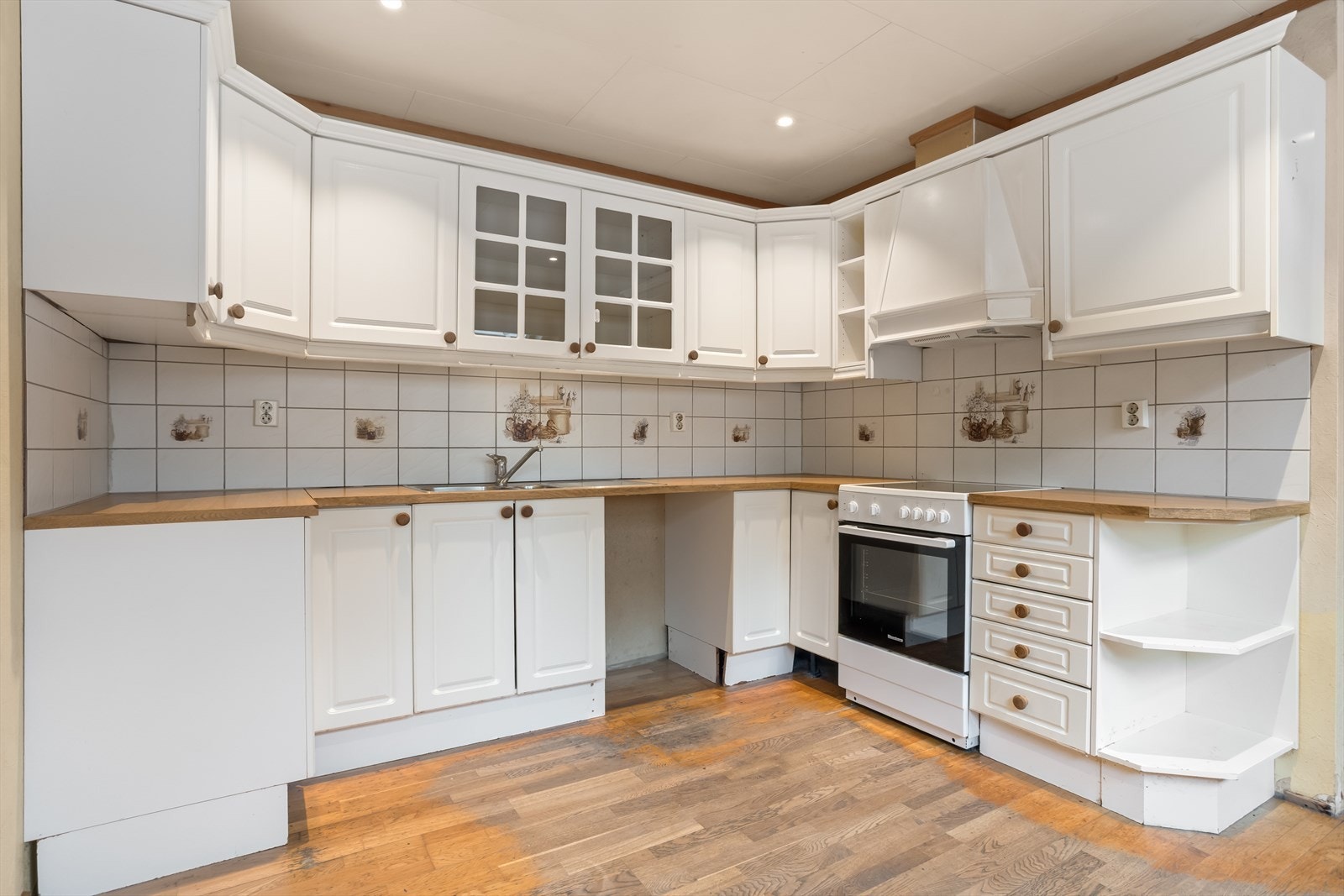 Kjøkkenløsningen er fra 2000. Galleribilde