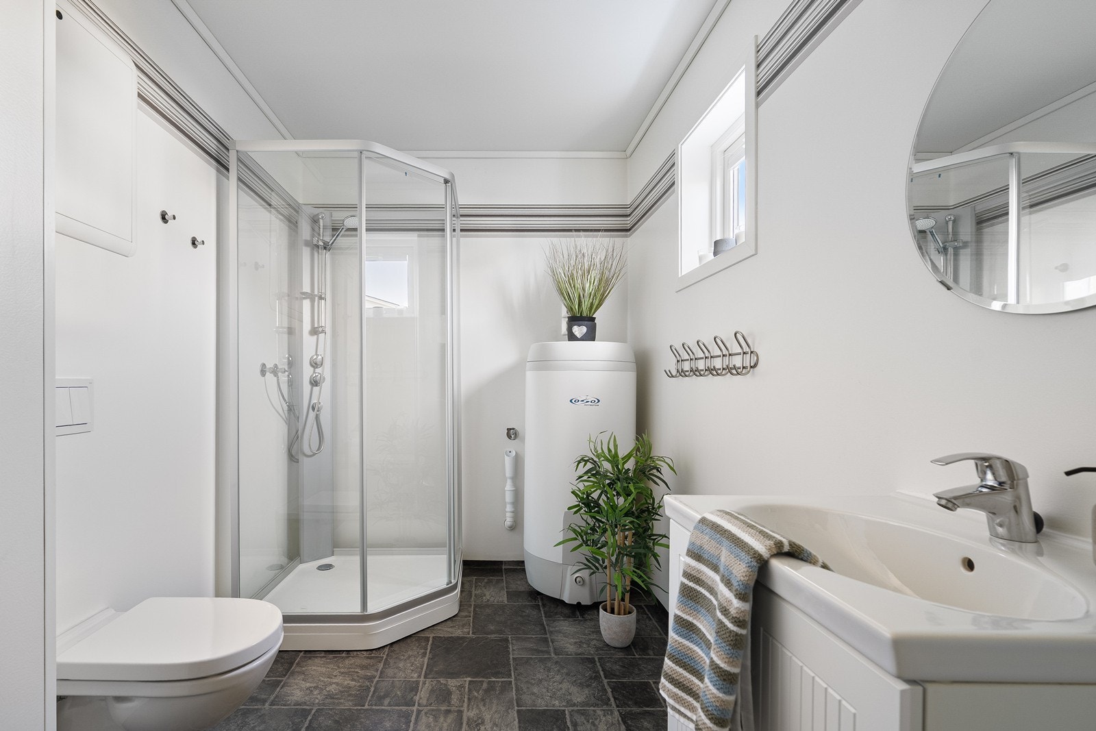 I gulvet er det varmekabler. Galleribilde