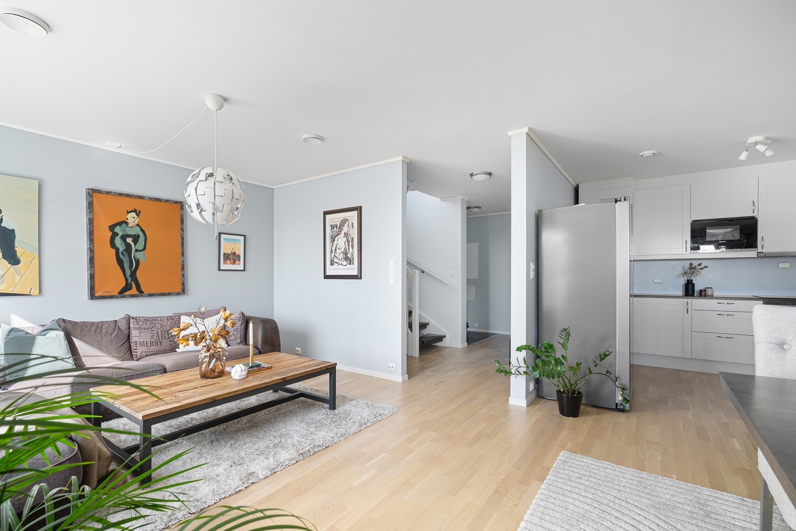 Åpen stue- kjøkkenløsning. Galleribilde