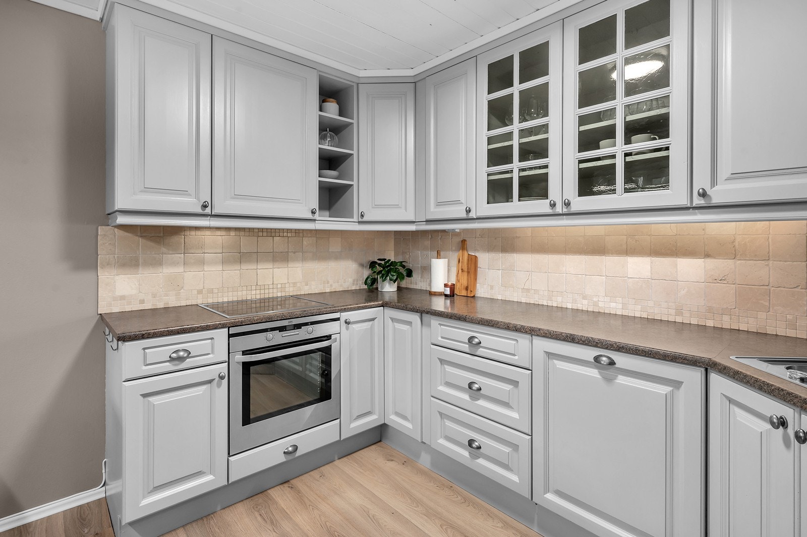 Flott matlagingsplass. Galleribilde