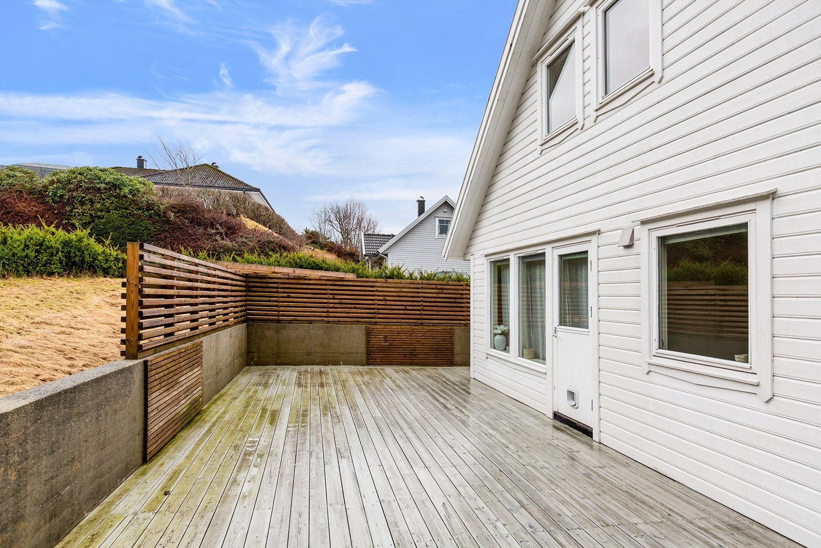 Terrasse som ligger solrikt til. Galleribilde