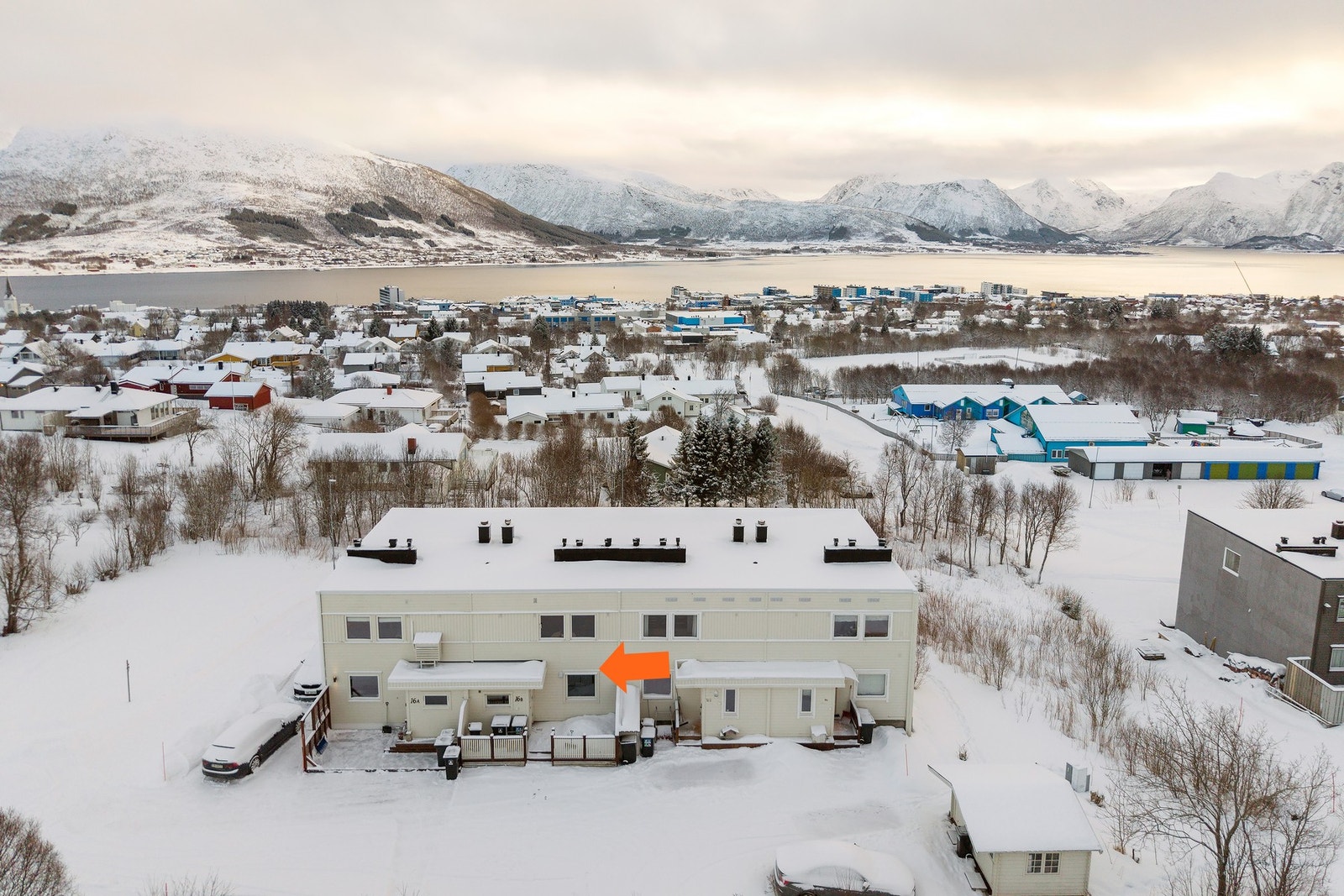 Boligen er nr. 2 fra venstre Galleribilde
