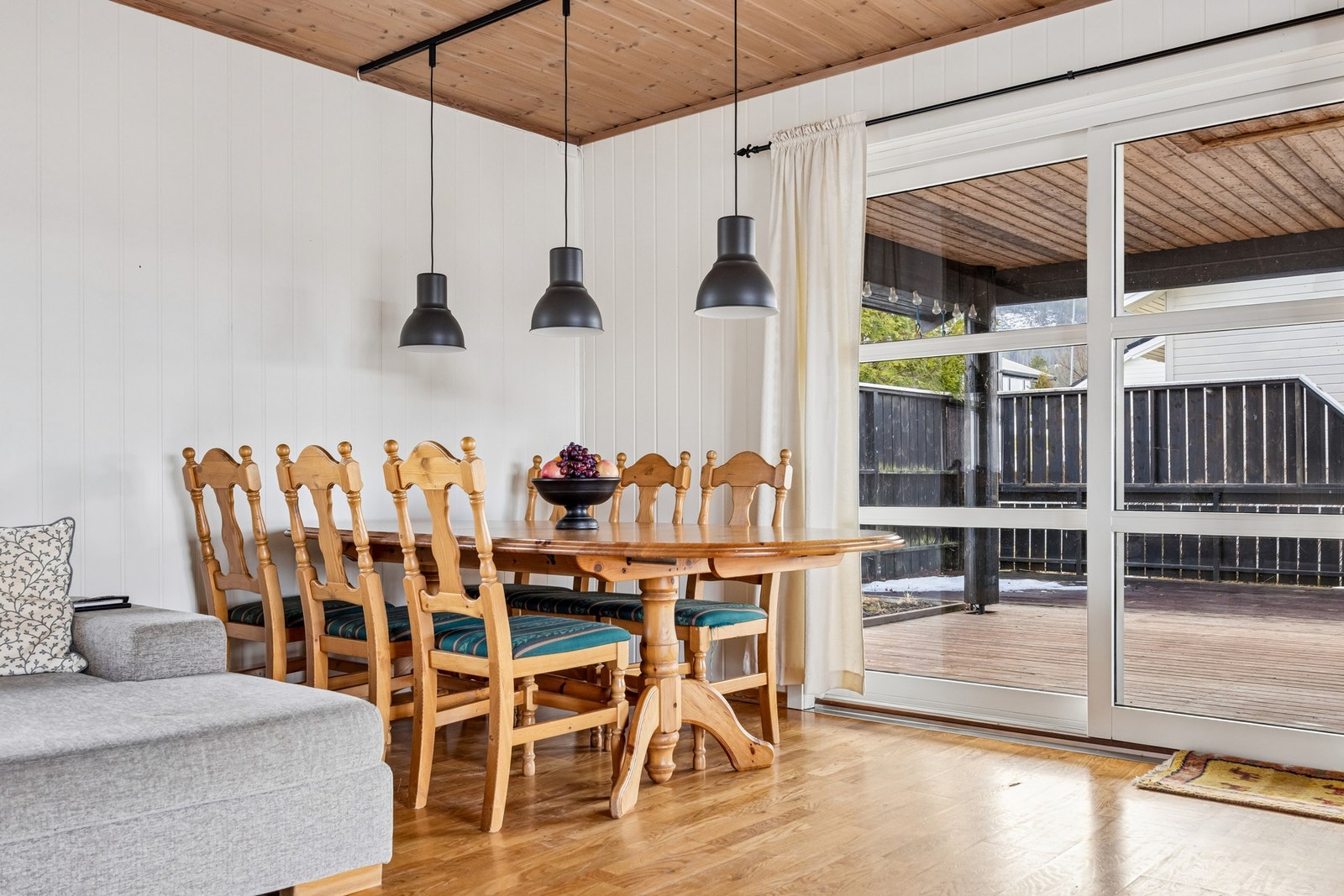 Plass til spisestue Galleribilde