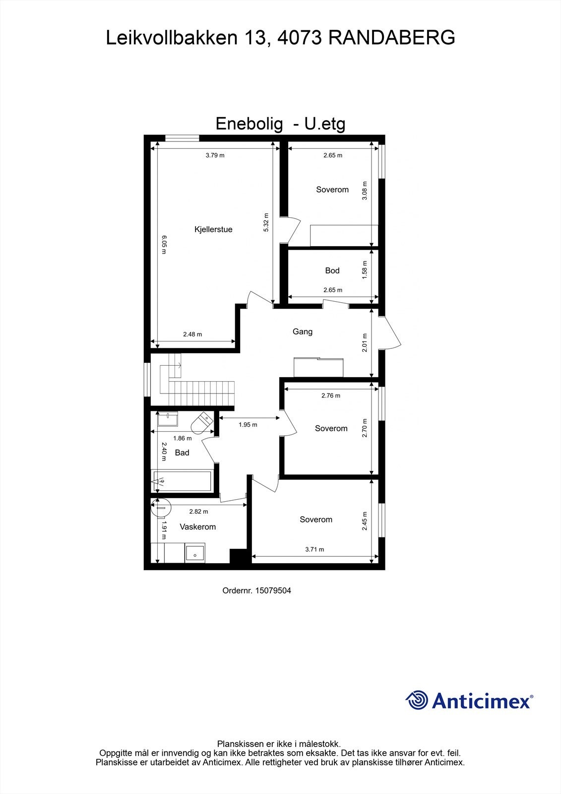 Underetasjen er innholdsrik med tre soverom, kjellerstue, bad og et separat vaskerom. Galleribilde