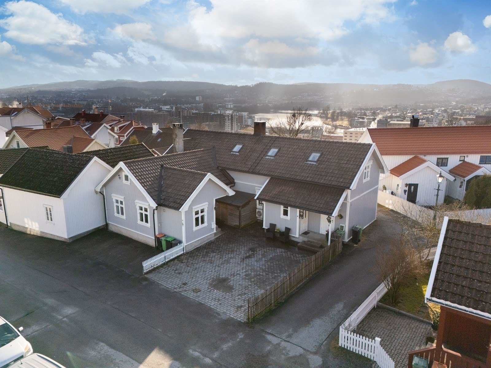 EiendomsMegler1 v/Jørgen E. Thorkildsen presenterer Tomtegata 12!
Foto: Inbovi Galleribilde