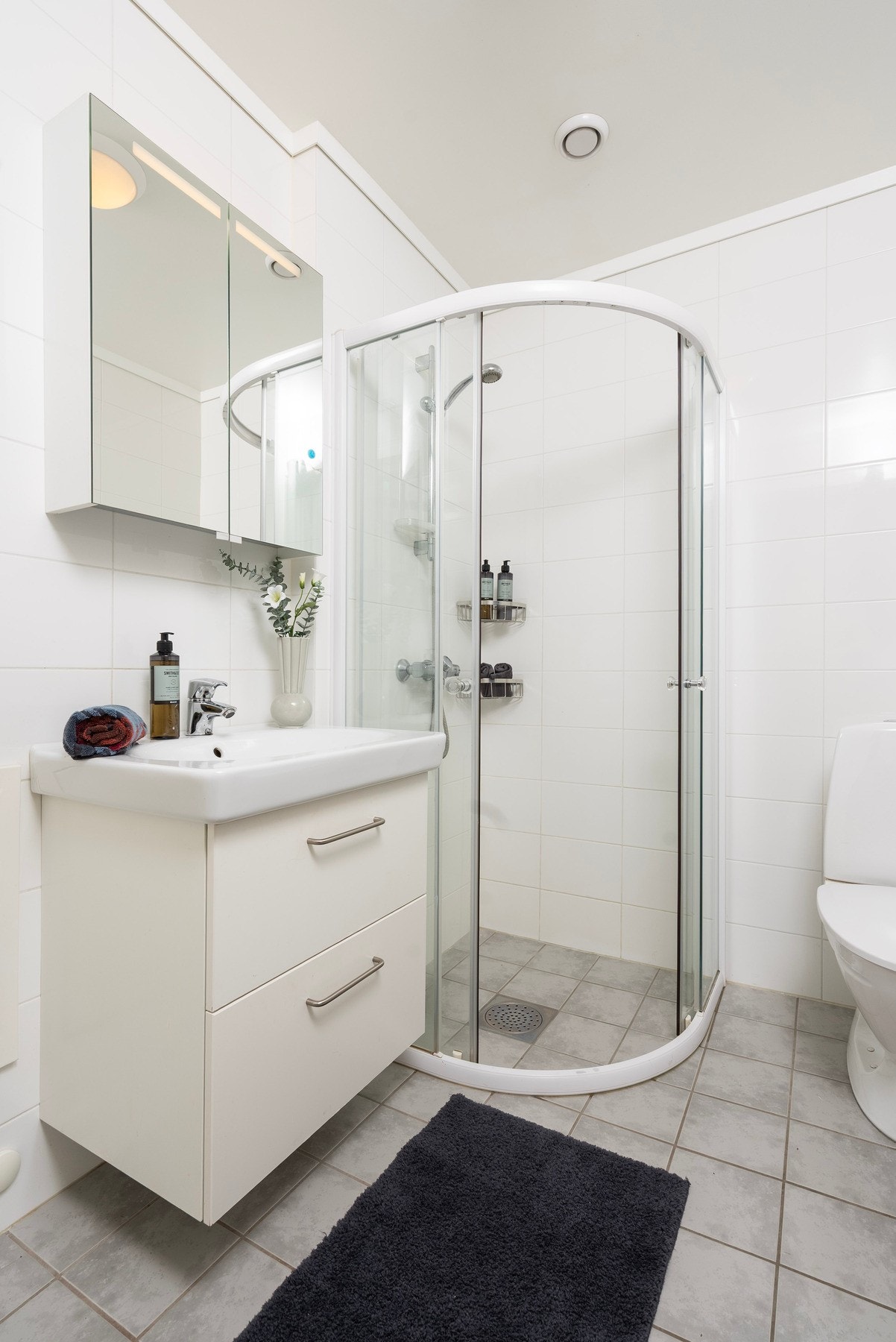 Et fullverdig ekstra bad som bidrar til en enklere hverdag med god flyt Galleribilde