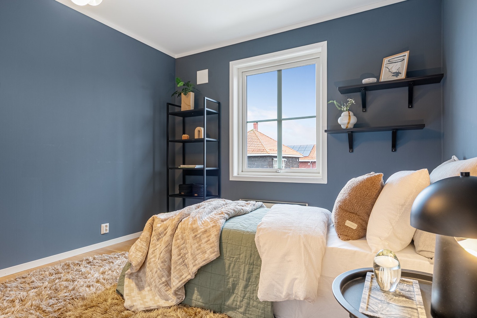 Romslig og praktisk - plass til både møbler og favorittdetaljene dine Galleribilde