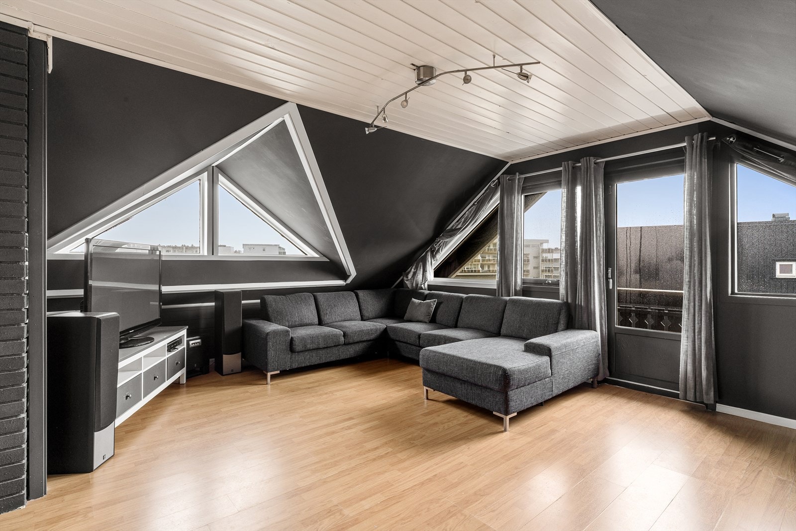 Loftstue (Ikke godkjent som rom for varig opphold) Galleribilde