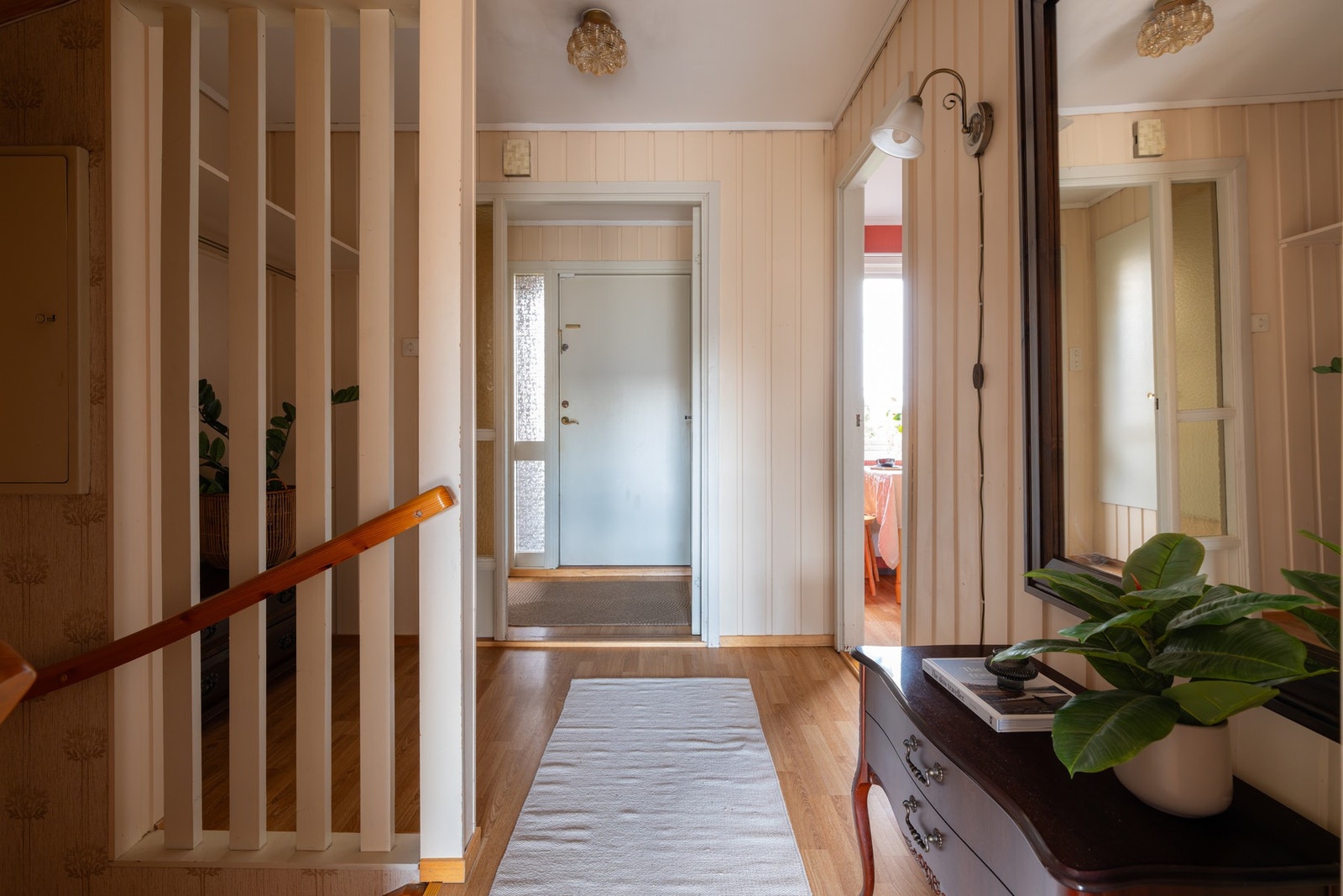 Boligen har en lys og romslig entré. Galleribilde