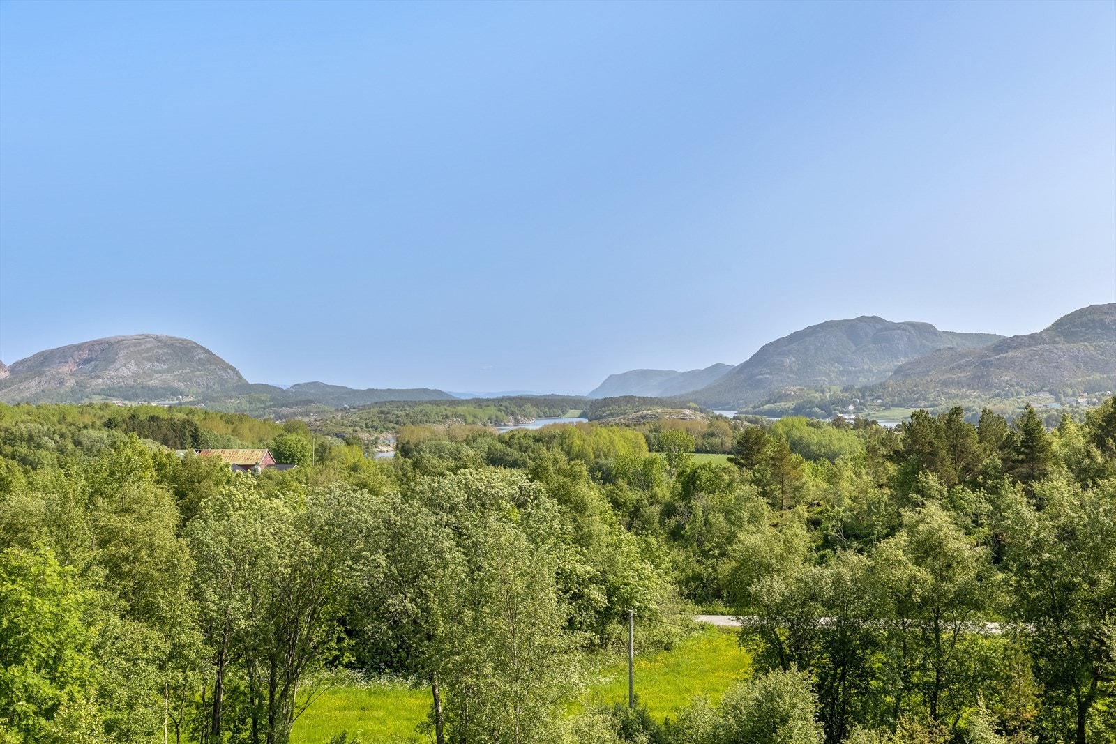 Utsikt over nærområdet. Galleribilde