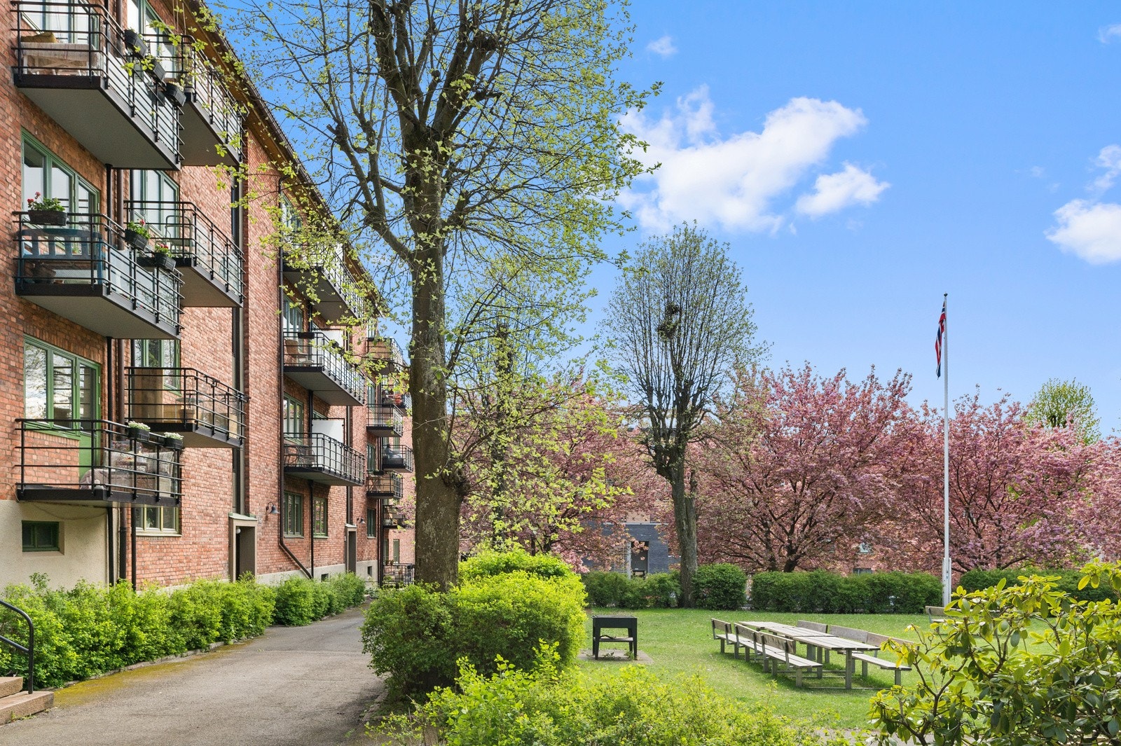 - Dæhlenengen byggeselskap AS består av 285 boliger - Galleribilde