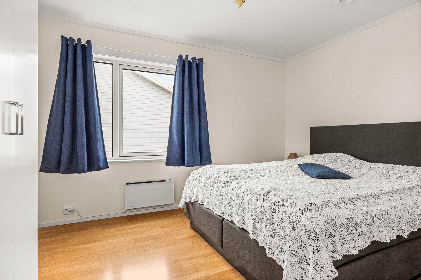 Leiligheten har balansert ventilasjon som sørger for et sunt og godt inneklima. Galleribilde