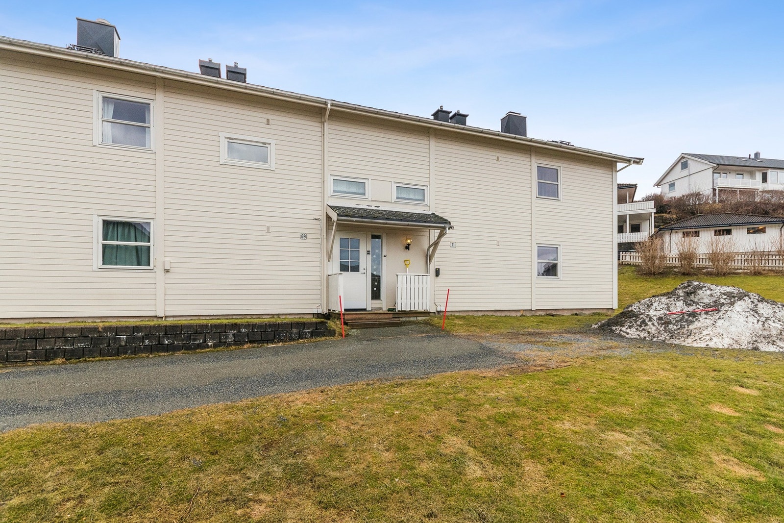 Fellesutgiftene dekker blant annet tv/internett, renovasjon og offentlige avgifter. Galleribilde