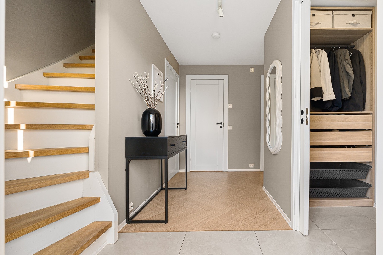 Innbydende entrè på 10 m². Galleribilde