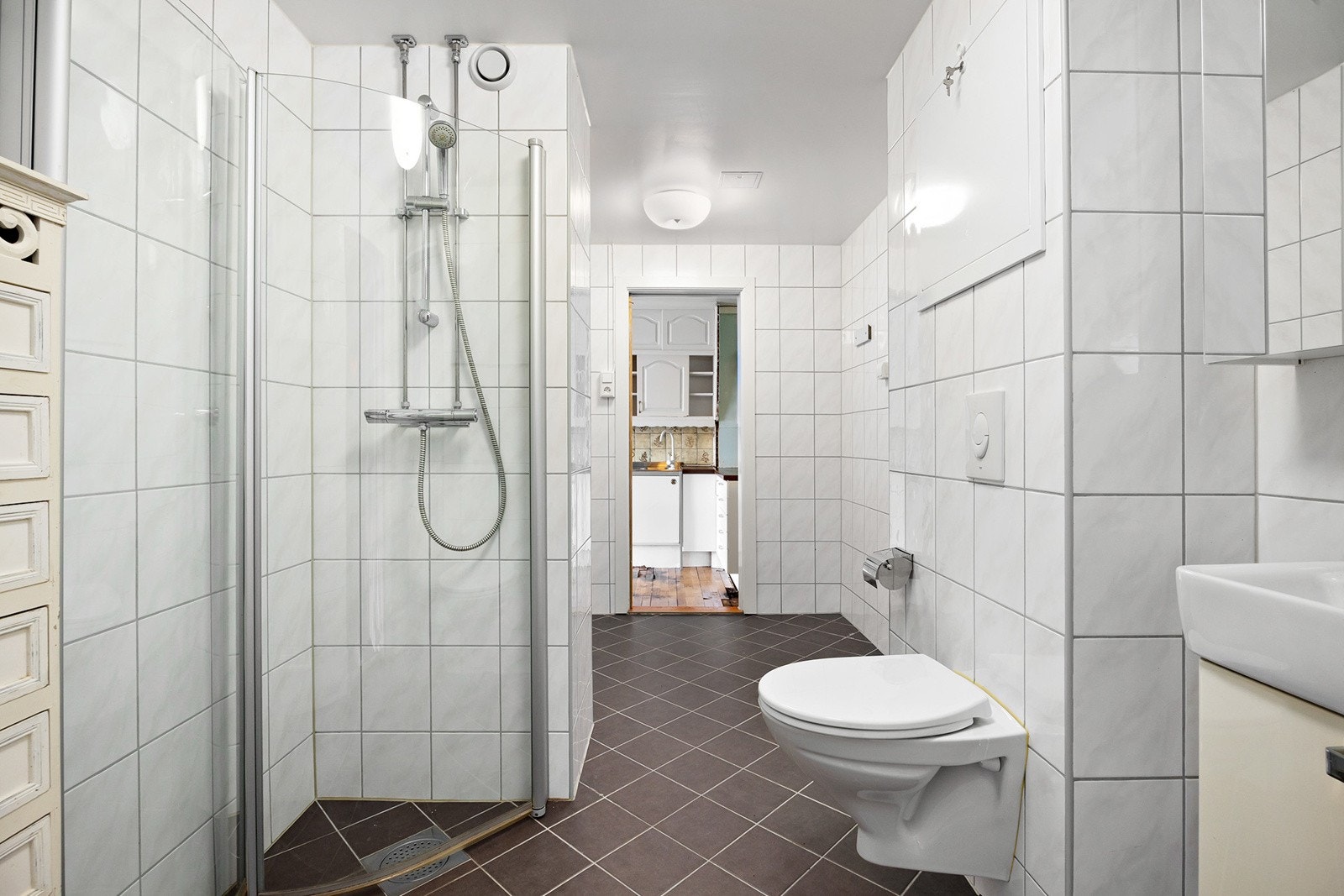 Pent flislagt bad rehabilitert i regi borettslaget Galleribilde