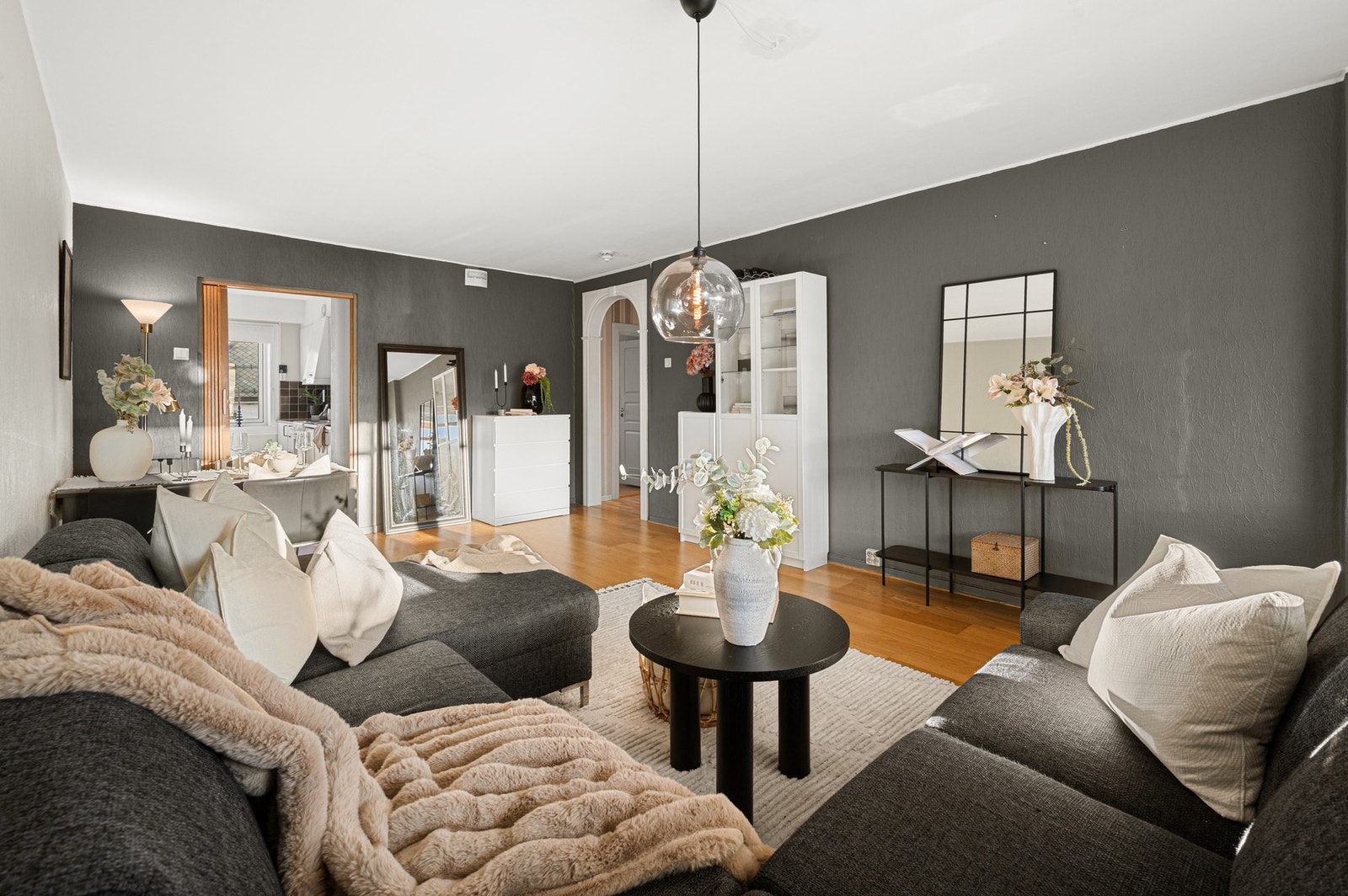 Leiligheten er oppmålt til å være 61 m² BRA-i. Galleribilde