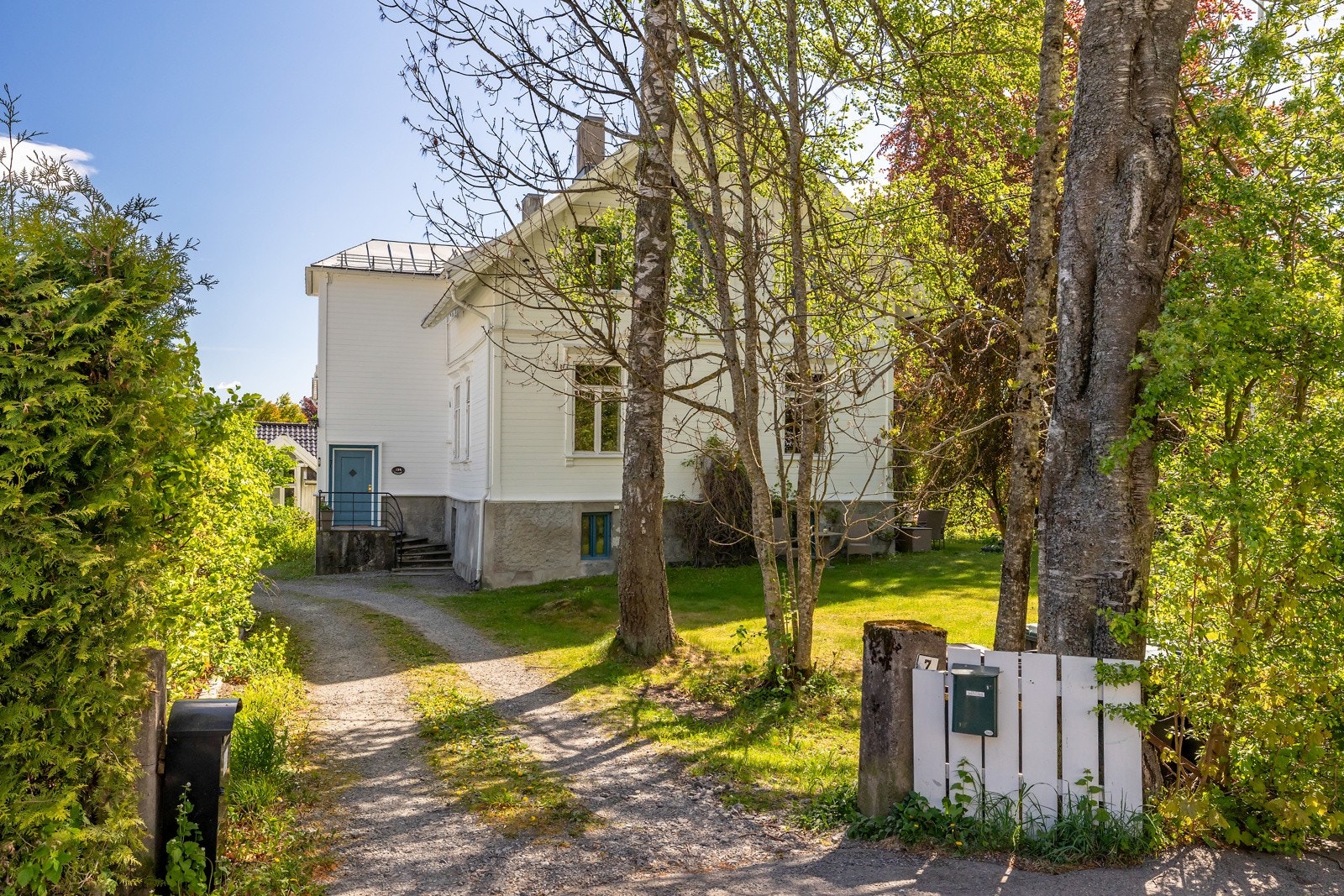 Er du den som ønsker å ta over Lugnet , videreføre historien og skape nye tradisjoner? Da ønsker vi deg hjertelig velkommen til visning Galleribilde