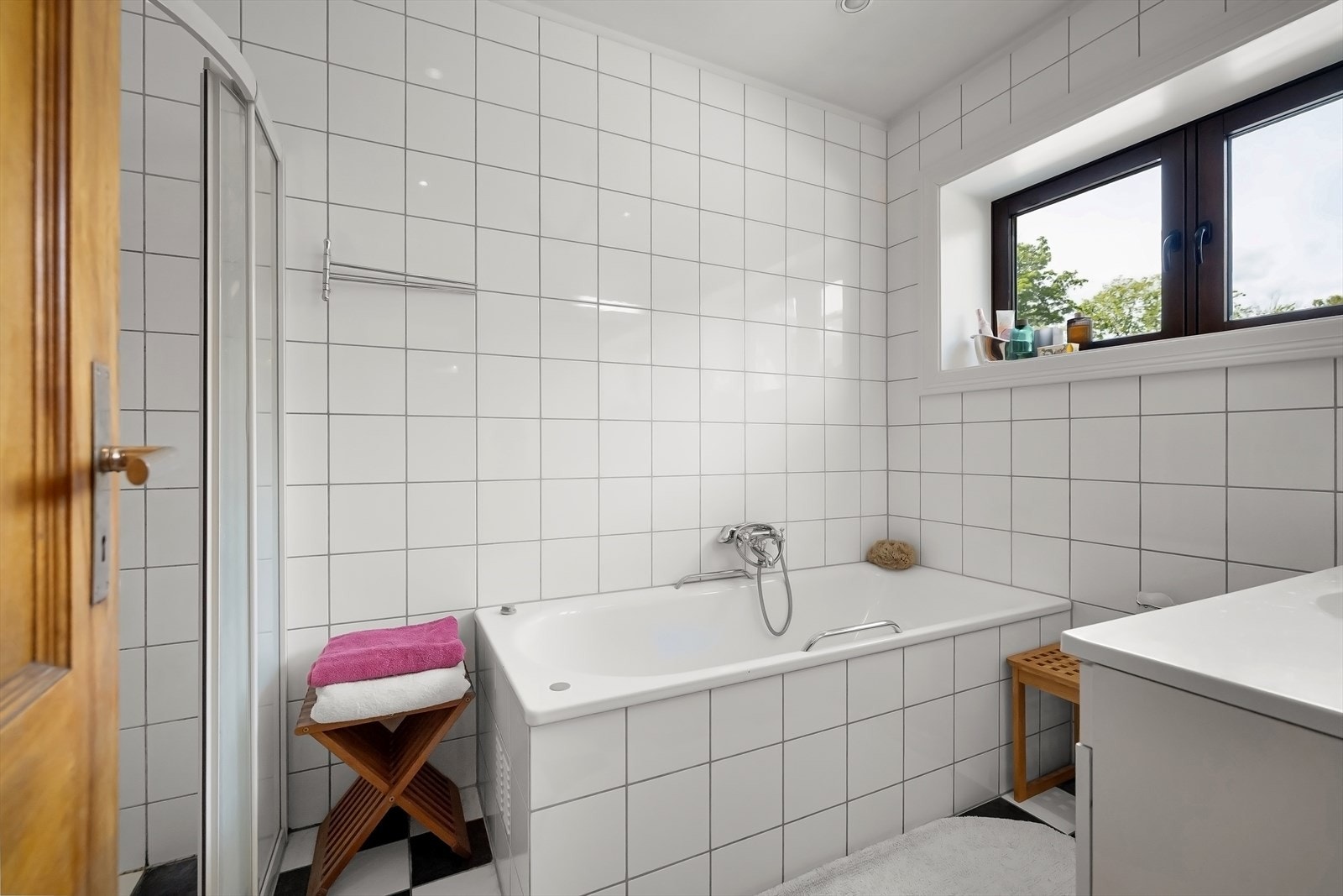 I 2.etasje finnes det to bad og et toalettrom Galleribilde