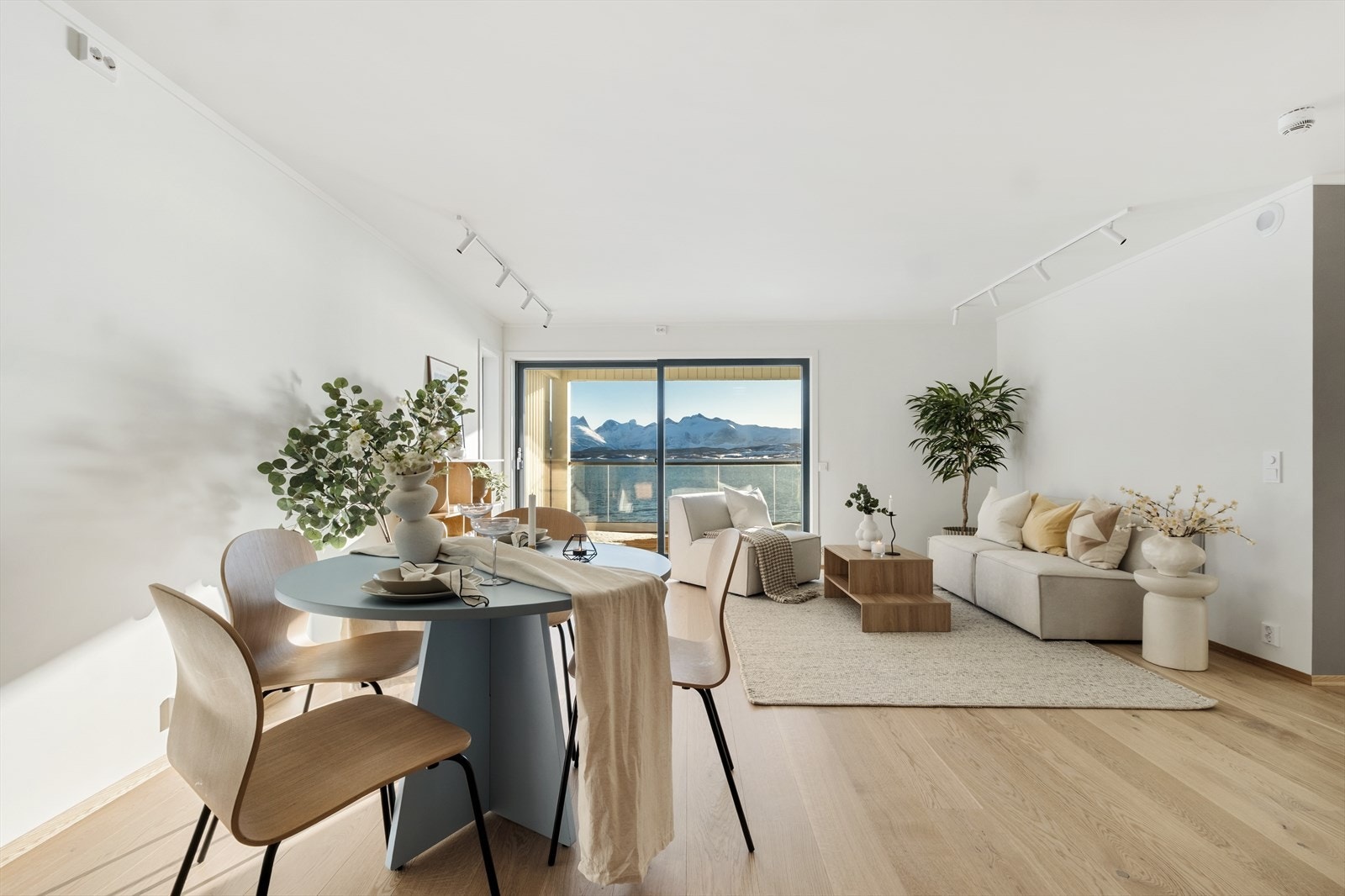 Leiligheten er fra 2026 og utført med moderne og høy standard Galleribilde