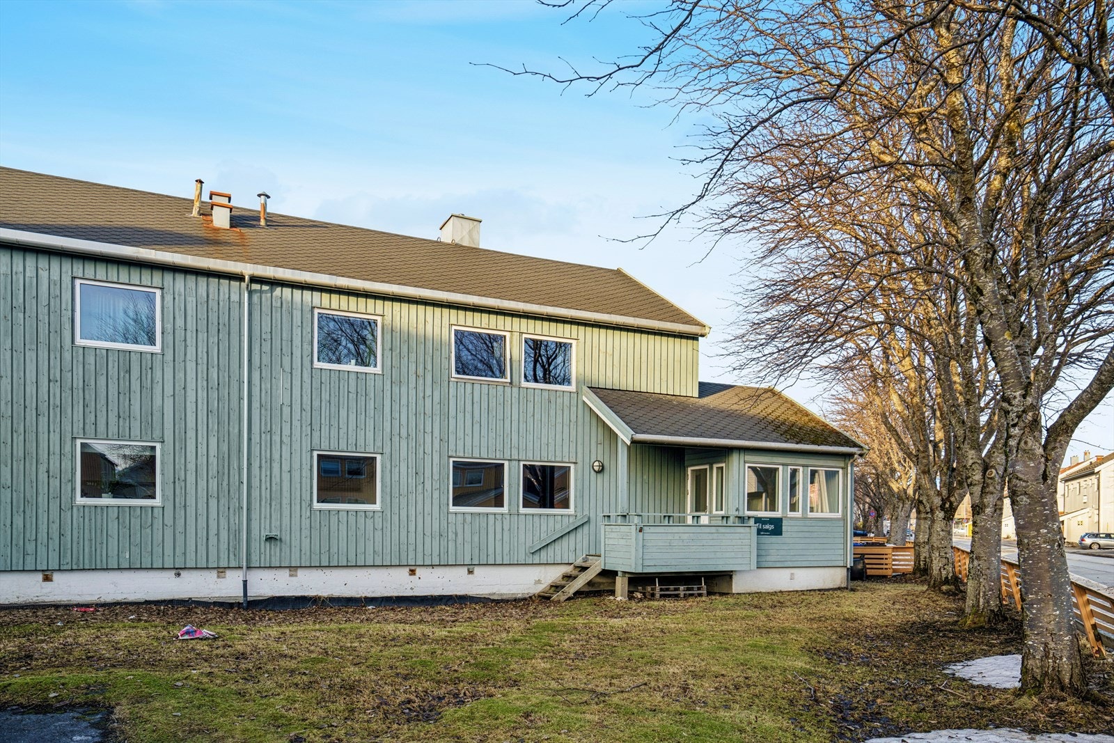 En leilighet med mye plass og masse potensiale for å lage eget hjem med sitt preg. Galleribilde