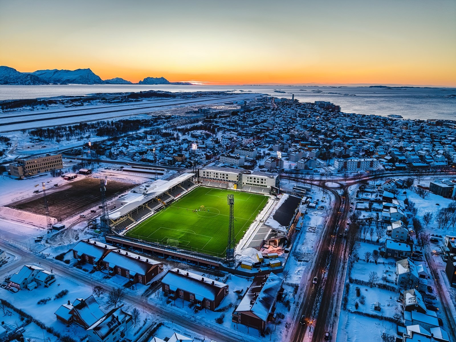 Gangavstand til Aspmyra stadion. Bilde tatt av fotograf, Kent Grundstad. Galleribilde
