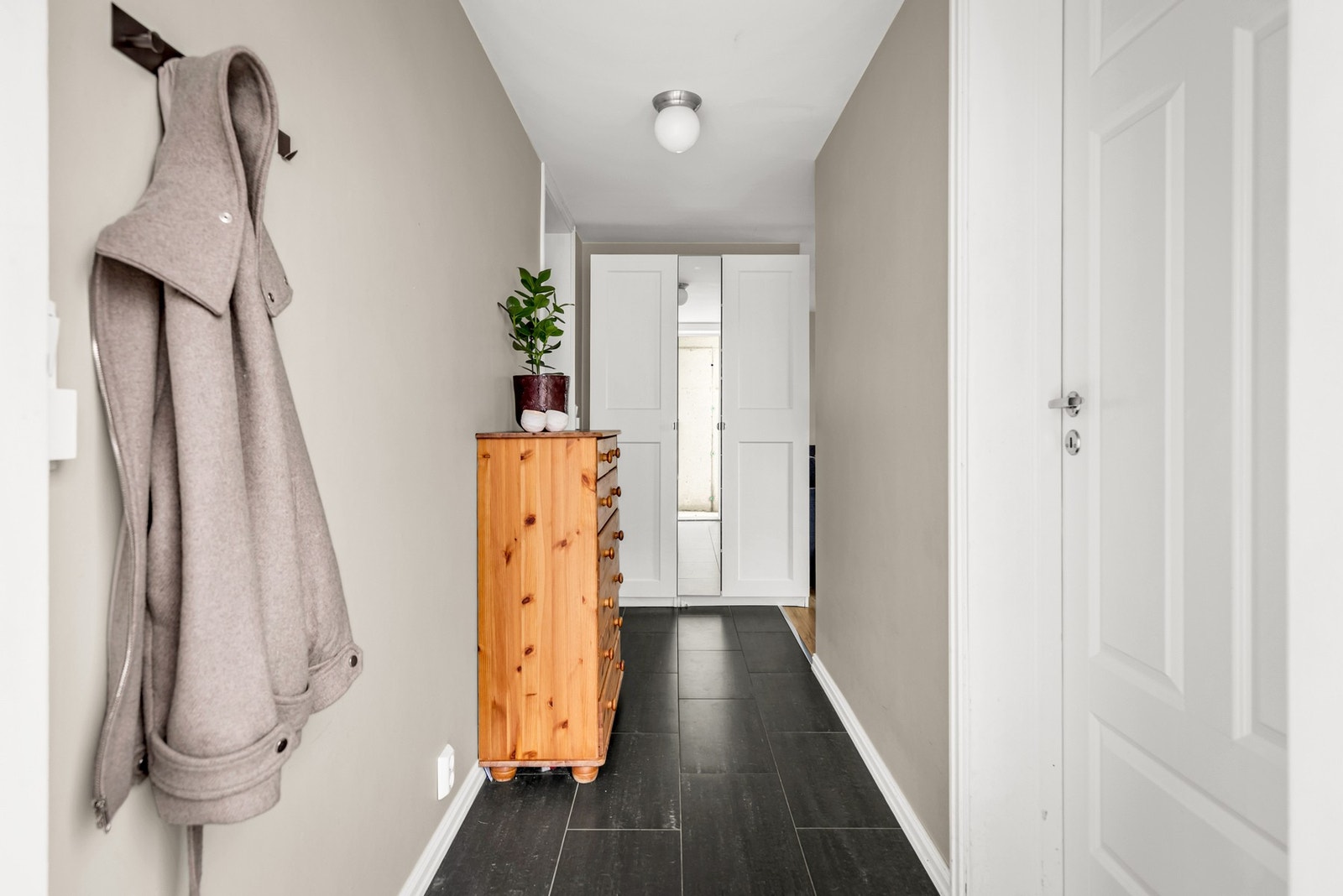 Velkommen til til denne hyggelige leiligheten fra 2017 Galleribilde