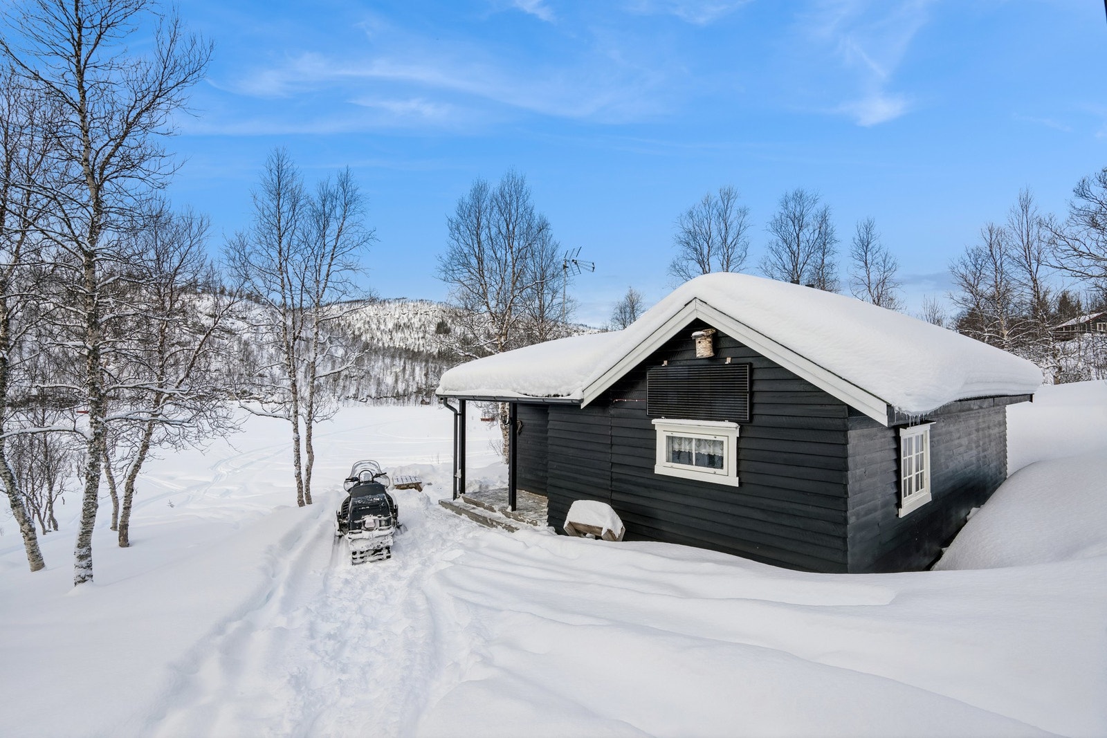 Velkommen til Jarbruvatnet 65 - Presentert av Eiendomsmegler1 Galleribilde
